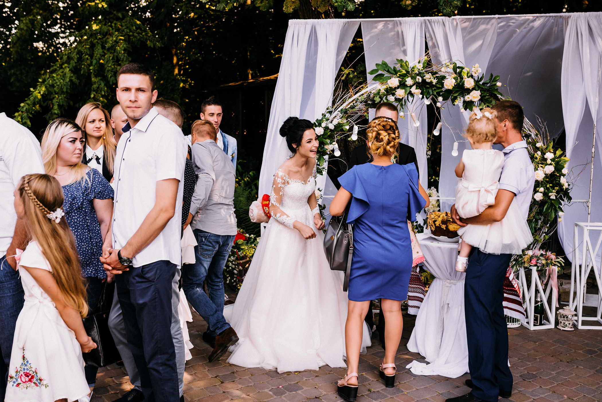 Весільна фотозйомка гарної пари в Рівному. Весільний фотограф | Рівне | Львів | Ваш фотограф на весілля