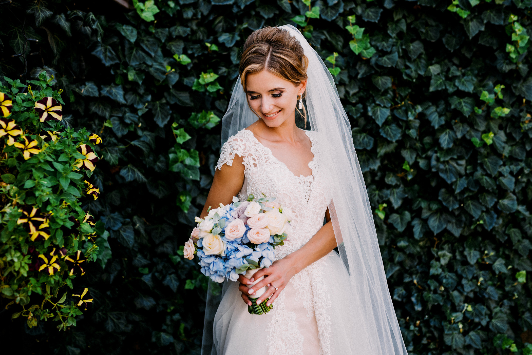 Інтернаціональне весілля в Дубенському замку. Весільний фотограф | Рівне | Львів | Ваш фотограф на весілля