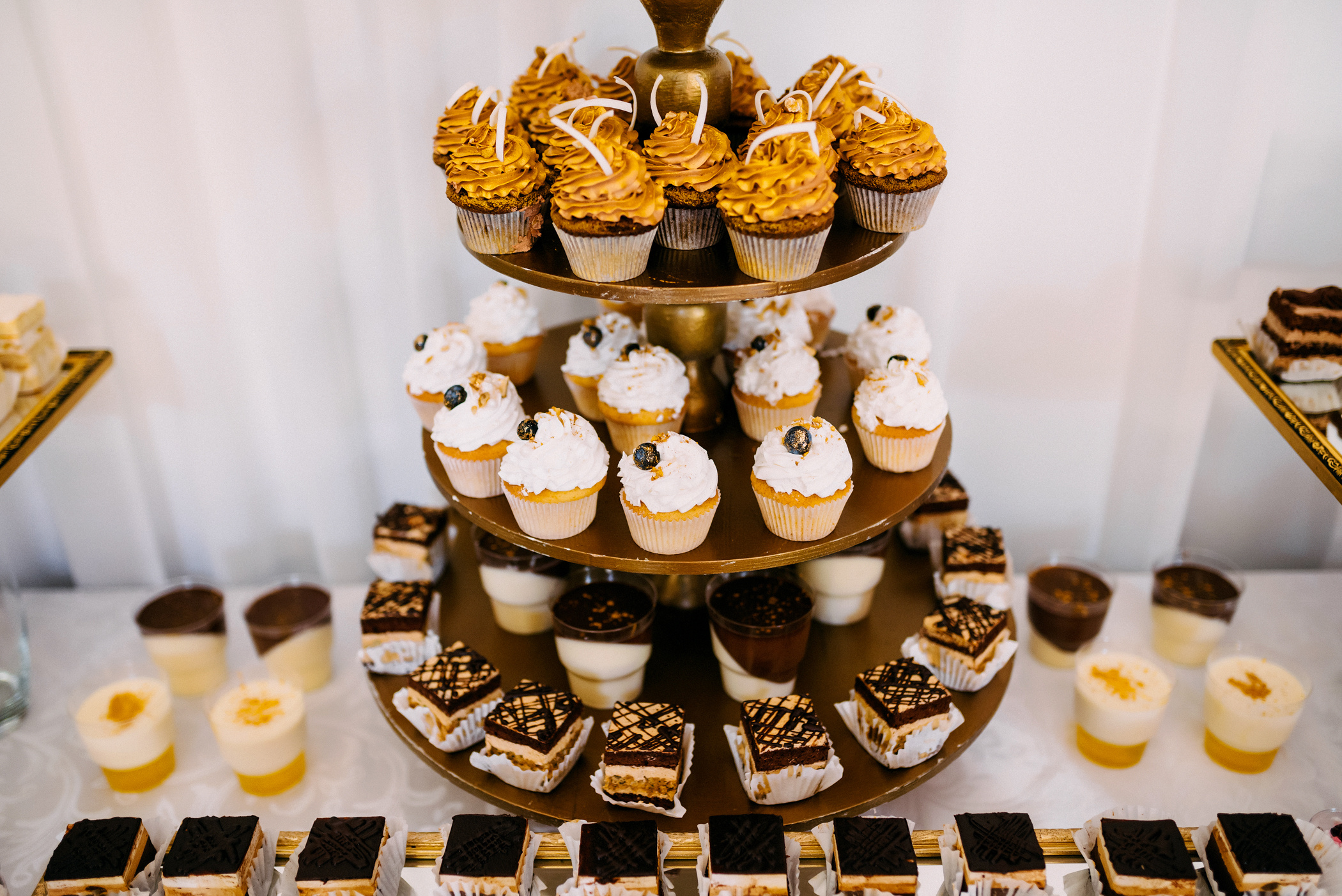 Тепле літнє весілля Юлії та Івана. Весільний фотограф | Рівне | Львів | Ваш фотограф на весілля