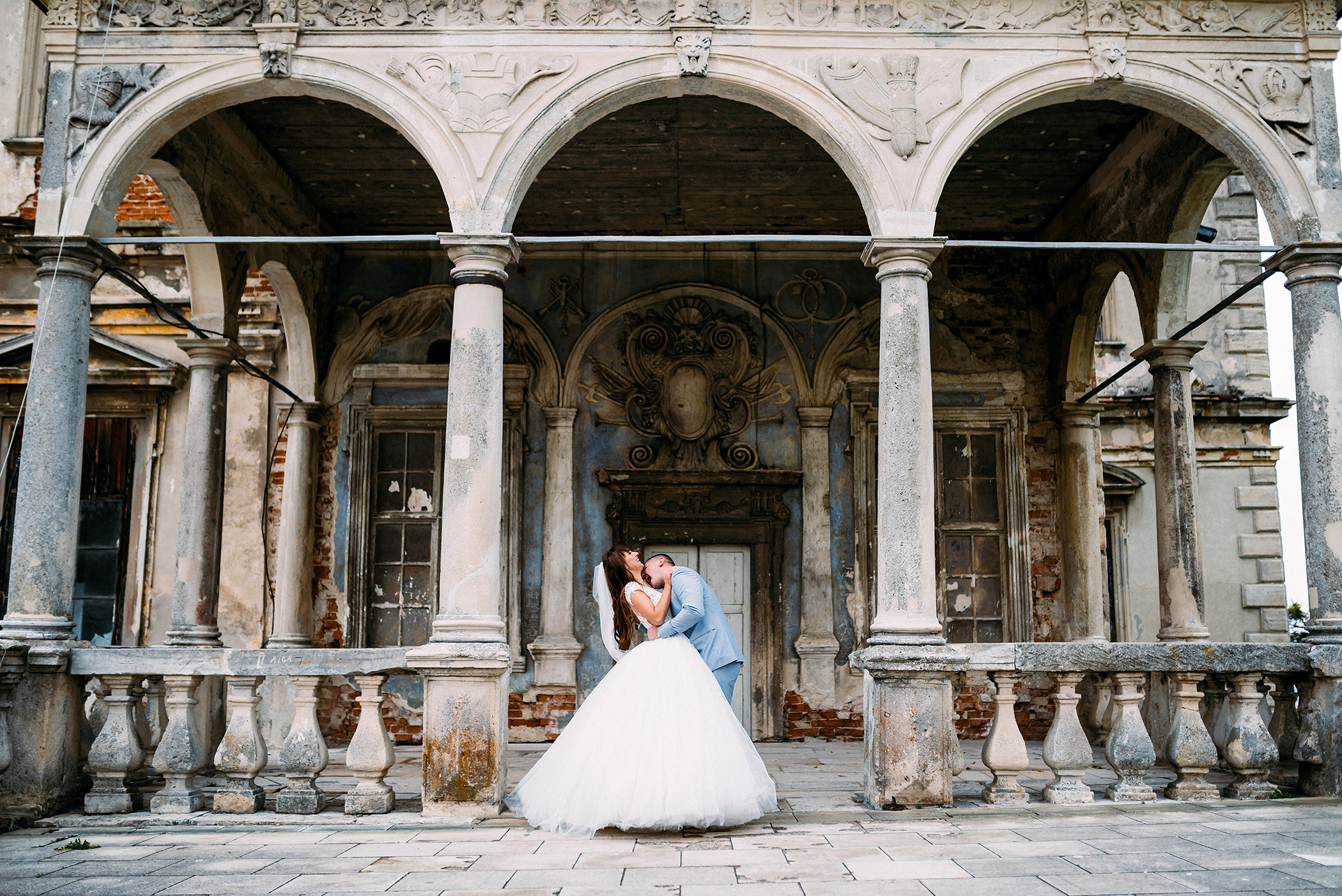 Крута зйомка в Підгорецькому замку. Весільний фотограф | Рівне | Львів | Ваш фотограф на весілля