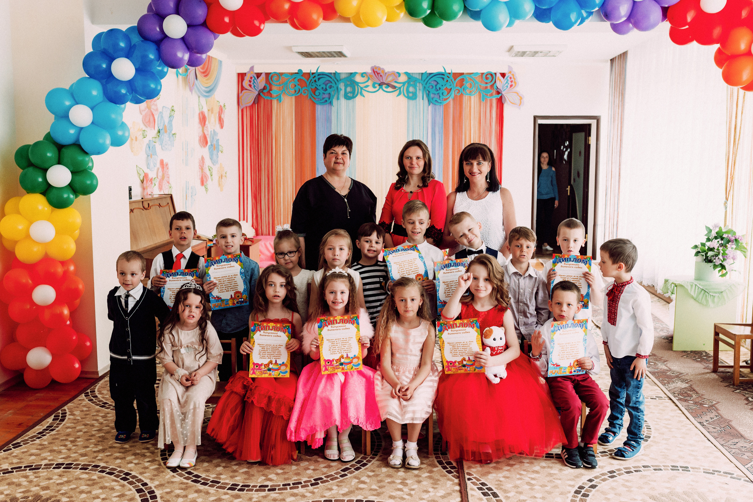 Ранок в садочку. Весільний фотограф | Рівне | Львів | Ваш фотограф на весілля