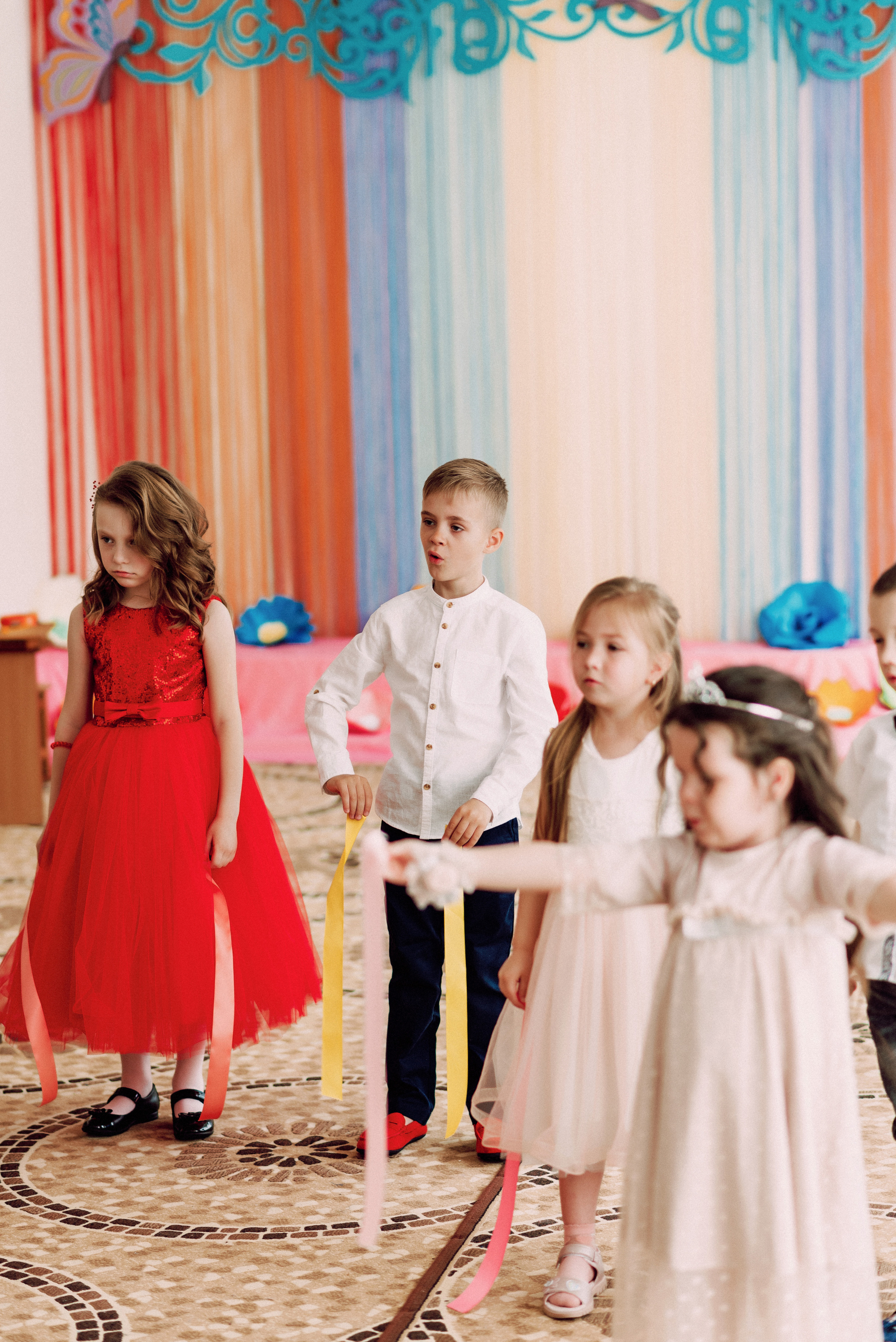 Ранок в садочку. Весільний фотограф | Рівне | Львів | Ваш фотограф на весілля