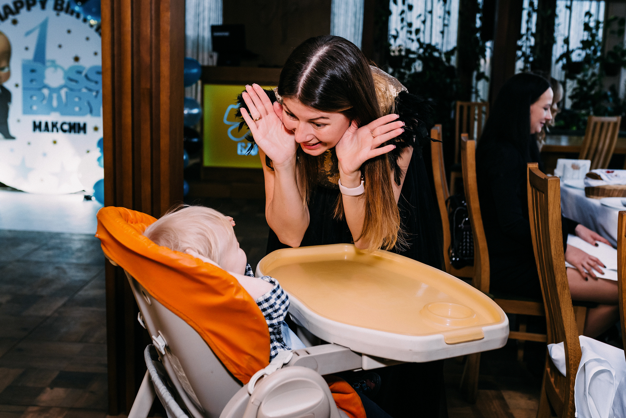 День Народження в ресторані. Весільний фотограф | Рівне | Львів | Ваш фотограф на весілля