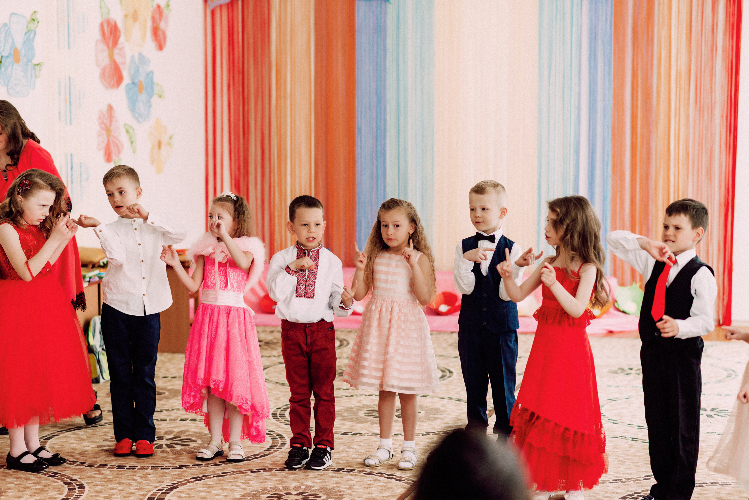 Ранок в садочку. Весільний фотограф | Рівне | Львів | Ваш фотограф на весілля