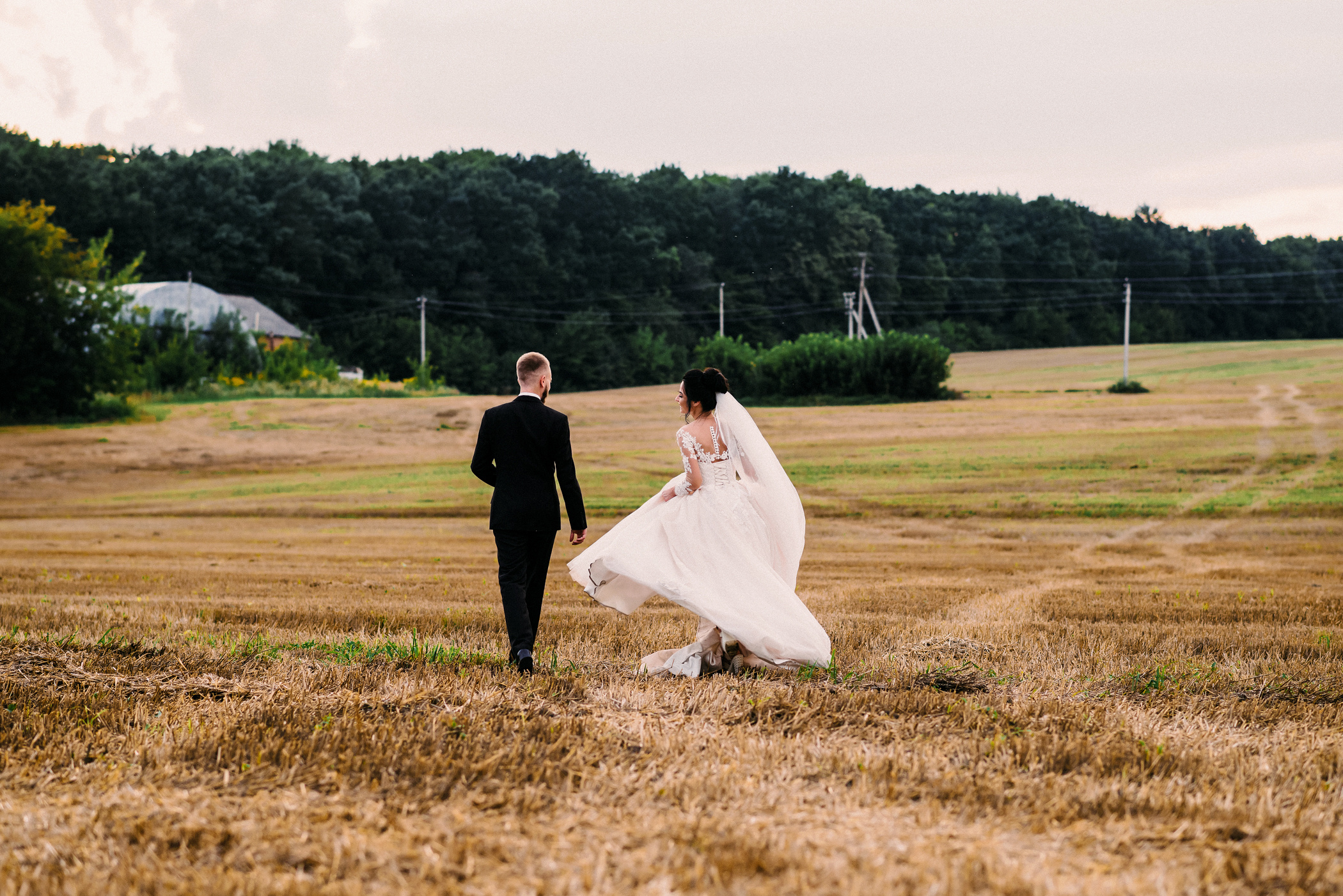 Весільна фотозйомка гарної пари в Рівному. Весільний фотограф | Рівне | Львів | Ваш фотограф на весілля