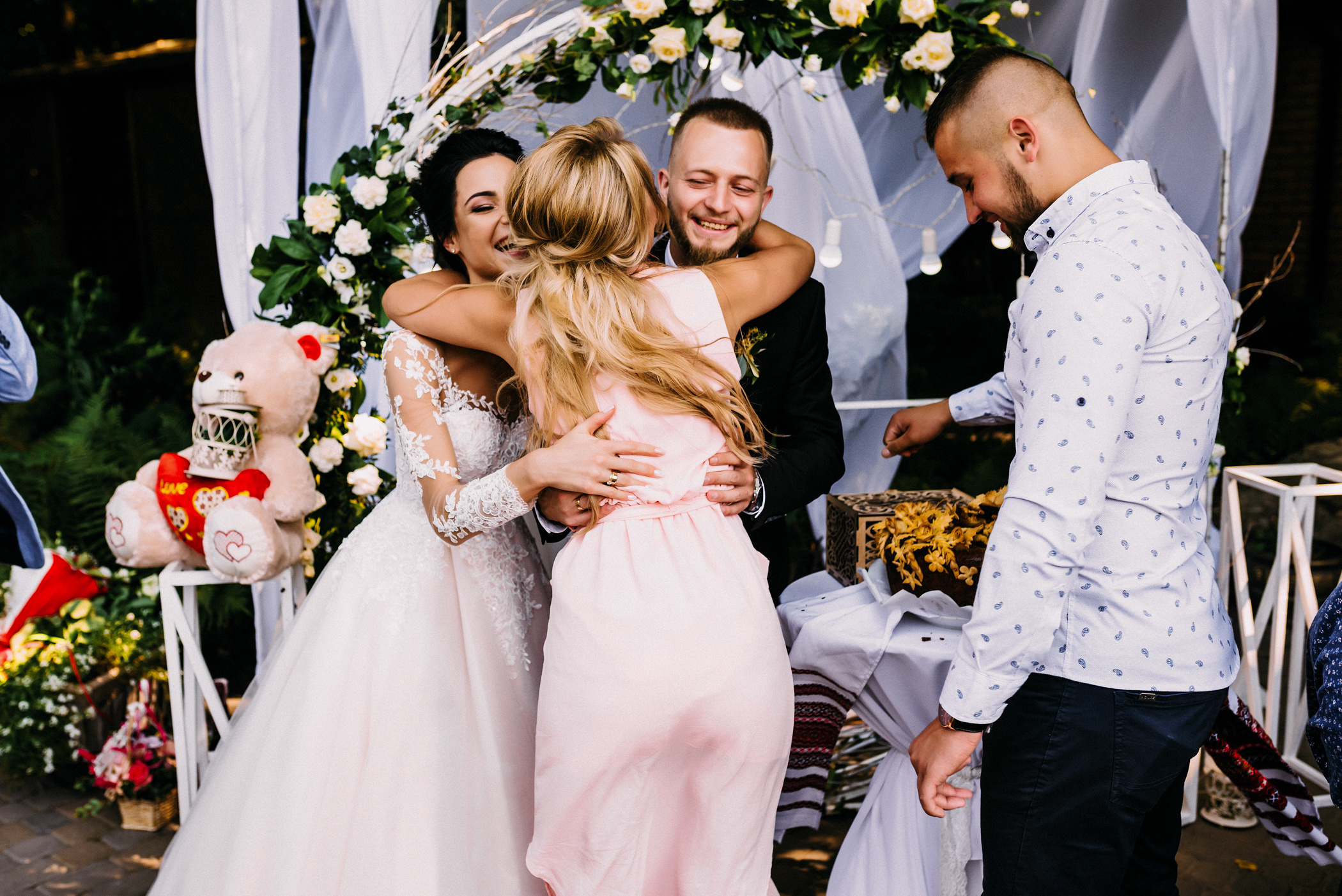 Весільна фотозйомка гарної пари в Рівному. Весільний фотограф | Рівне | Львів | Ваш фотограф на весілля