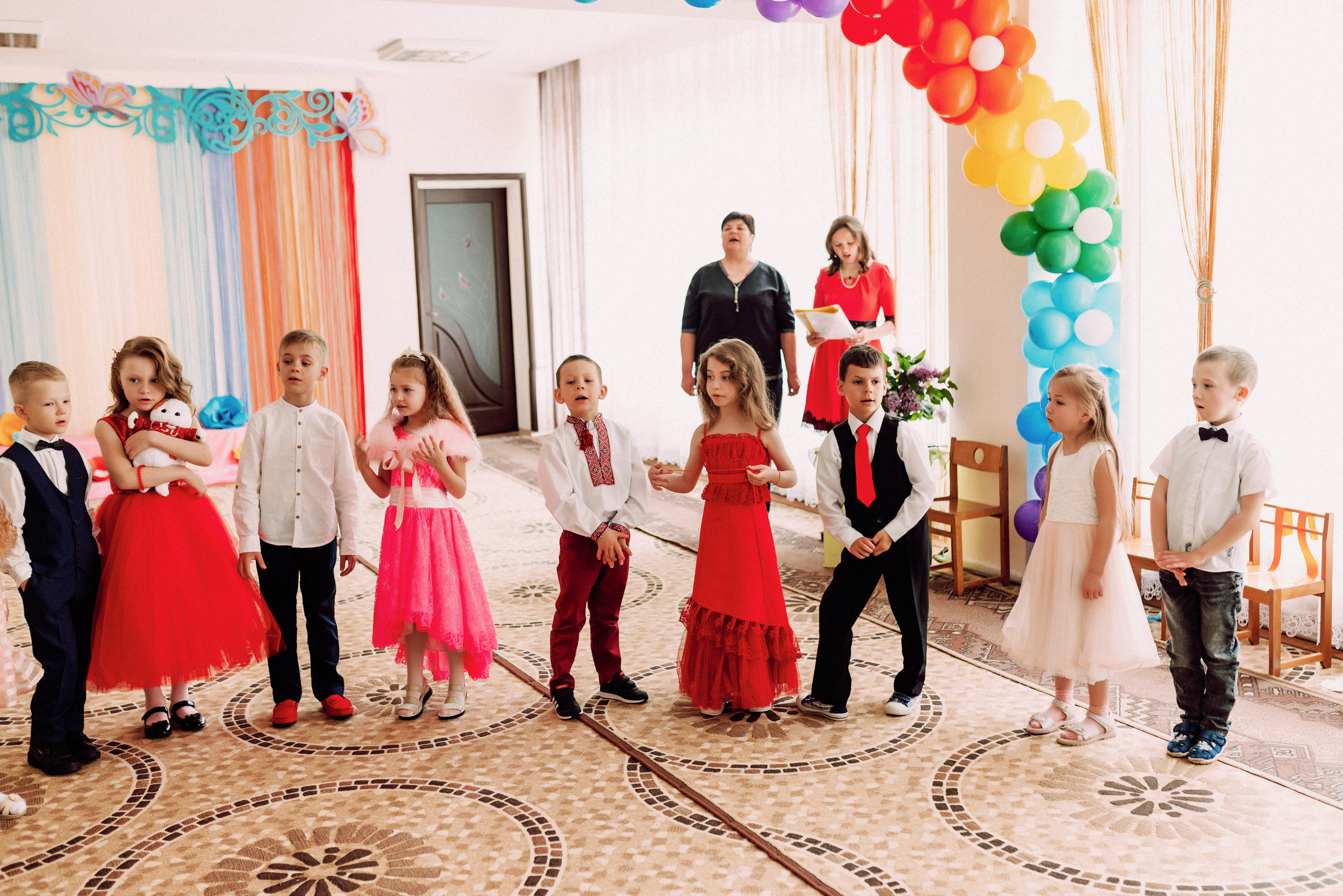 Ранок в садочку. Весільний фотограф | Рівне | Львів | Ваш фотограф на весілля