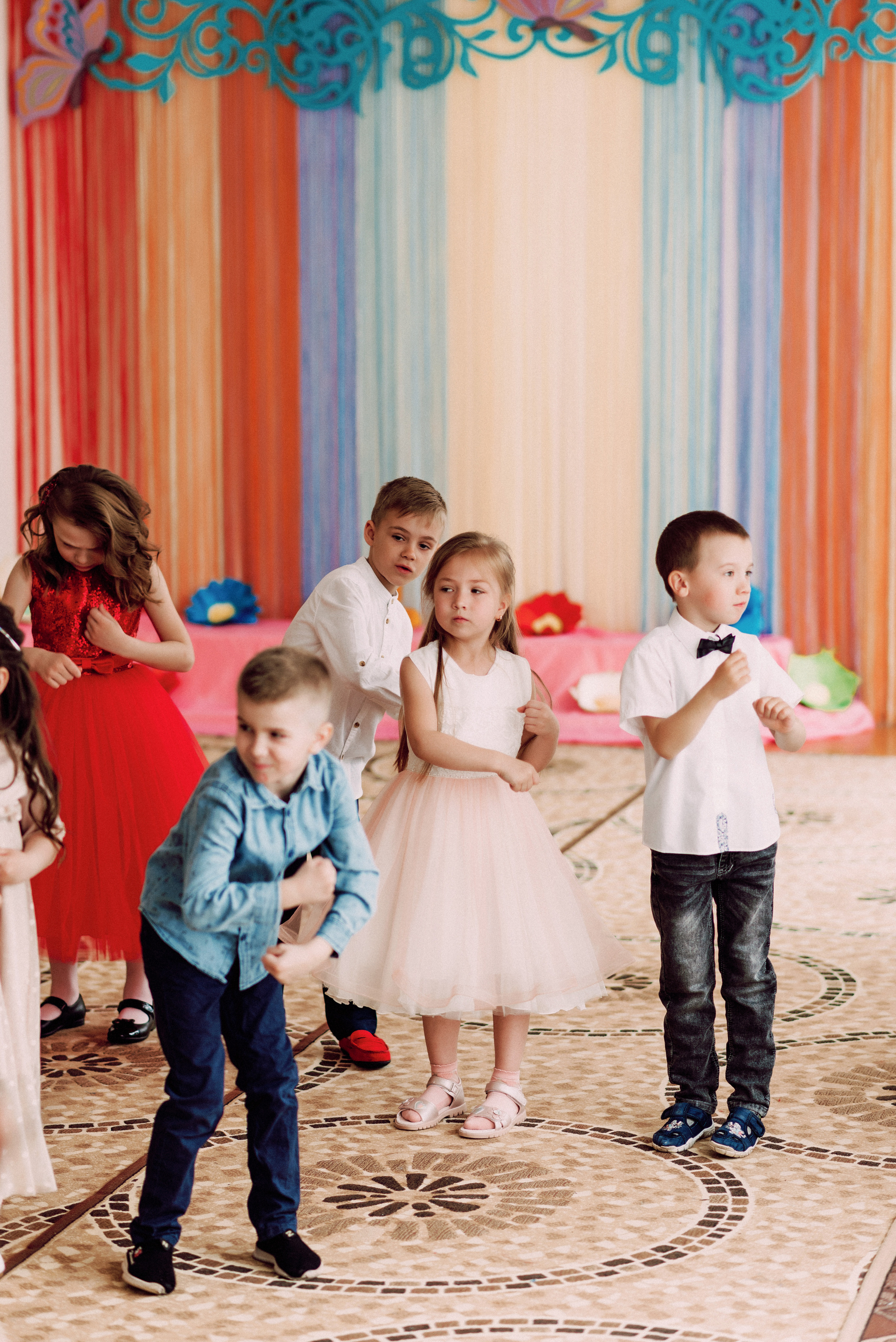 Ранок в садочку. Весільний фотограф | Рівне | Львів | Ваш фотограф на весілля