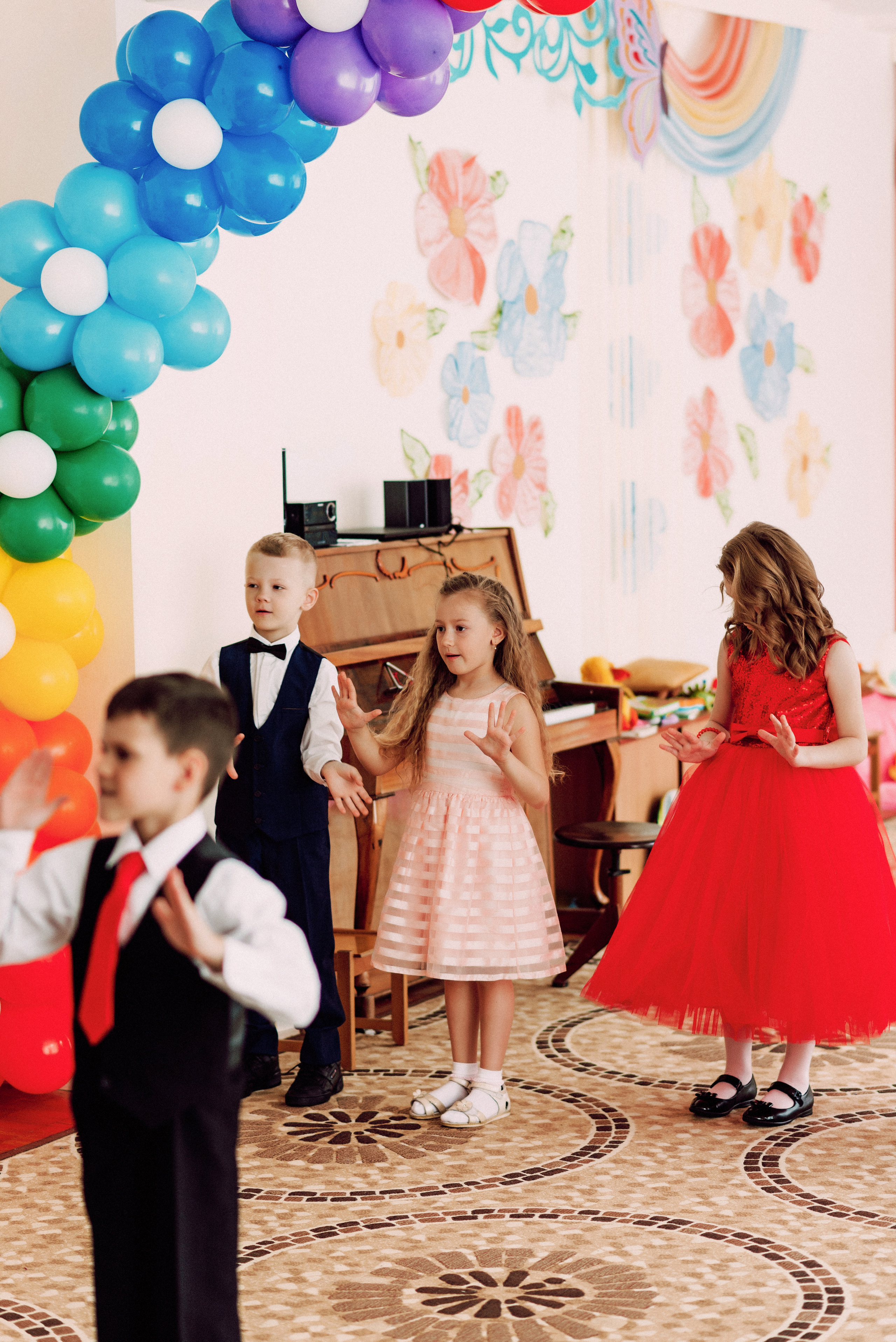 Ранок в садочку. Весільний фотограф | Рівне | Львів | Ваш фотограф на весілля