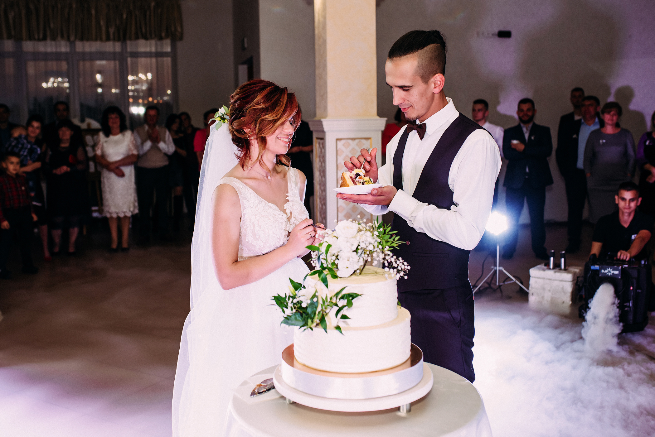 Атмосферне весілля закоханих молодят. Весільний фотограф | Рівне | Львів | Ваш фотограф на весілля