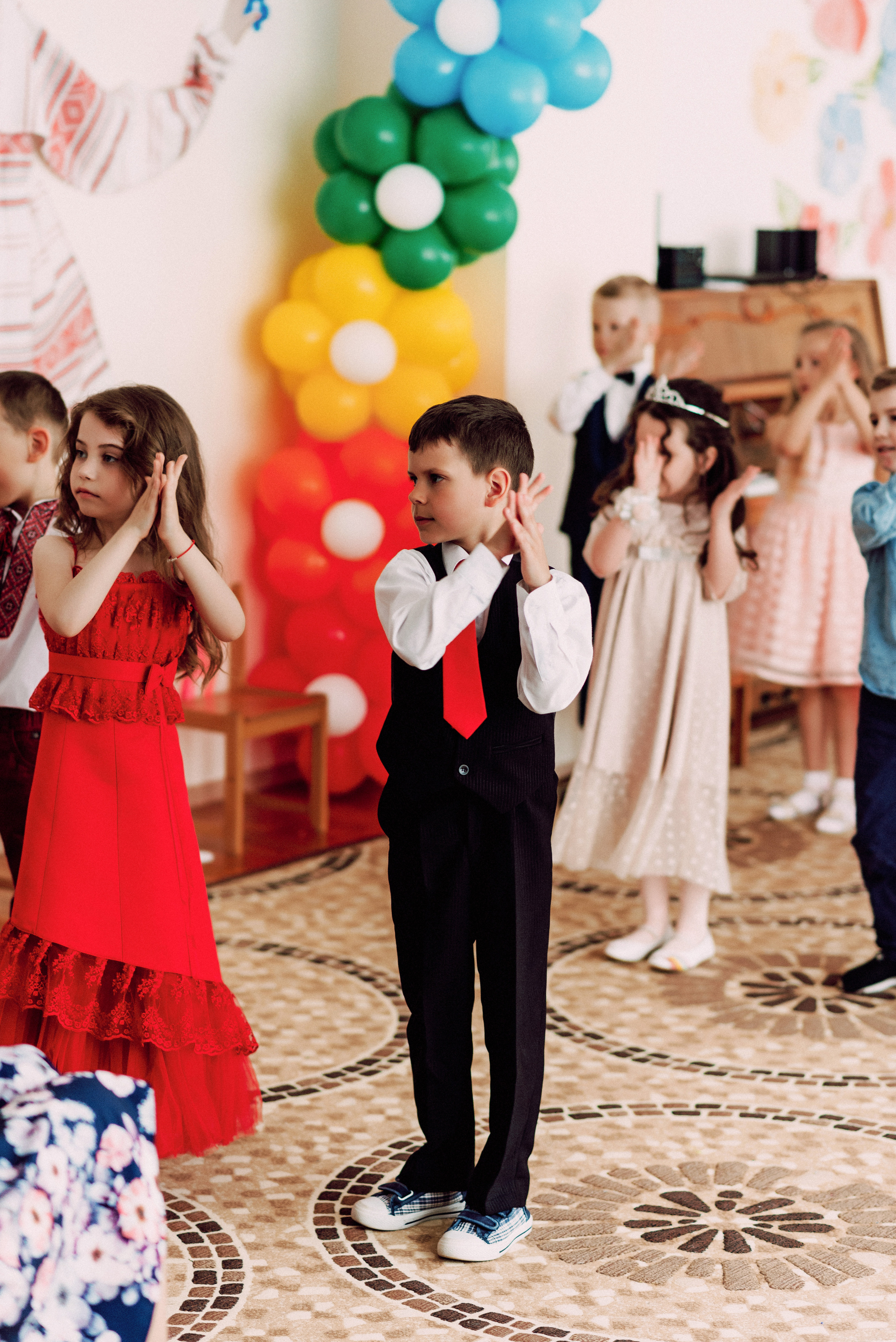 Ранок в садочку. Весільний фотограф | Рівне | Львів | Ваш фотограф на весілля
