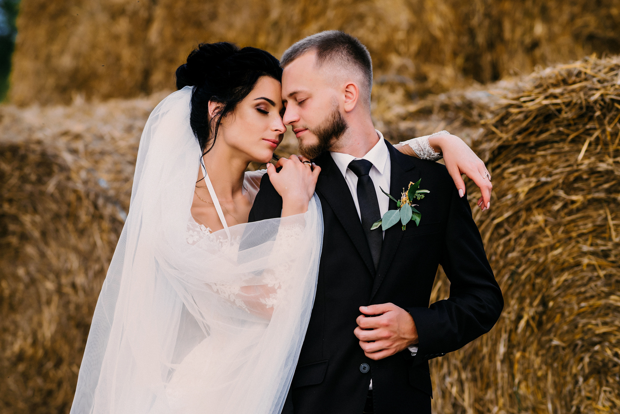 Весільна фотозйомка гарної пари в Рівному. Весільний фотограф | Рівне | Львів | Ваш фотограф на весілля