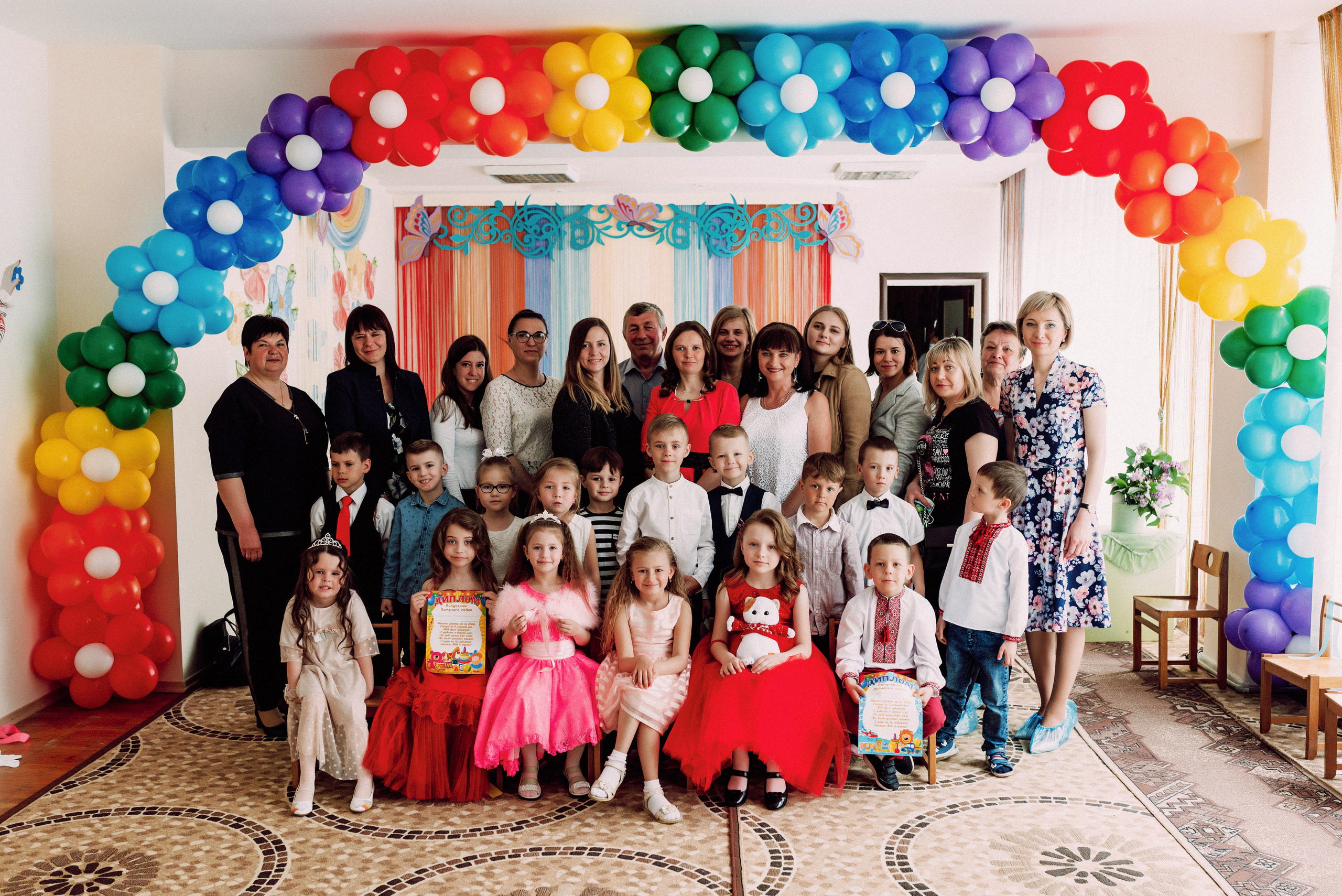 Ранок в садочку. Весільний фотограф | Рівне | Львів | Ваш фотограф на весілля