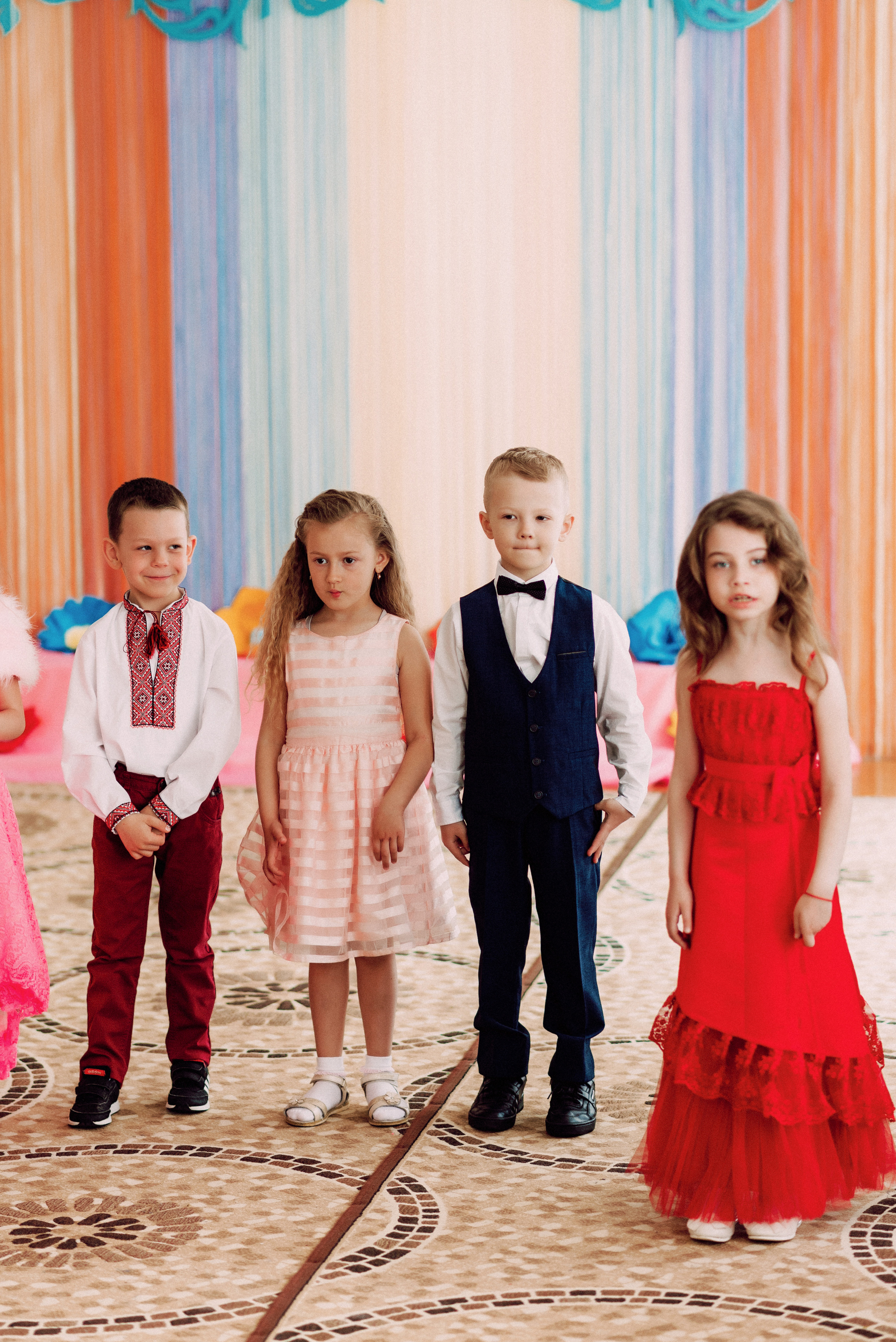 Ранок в садочку. Весільний фотограф | Рівне | Львів | Ваш фотограф на весілля