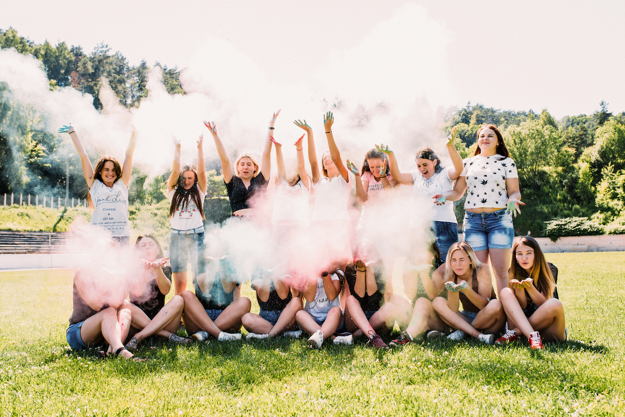 Фотосесія студентів з фарбою Холі. Весільний фотограф | Рівне | Львів | Ваш фотограф на весілля