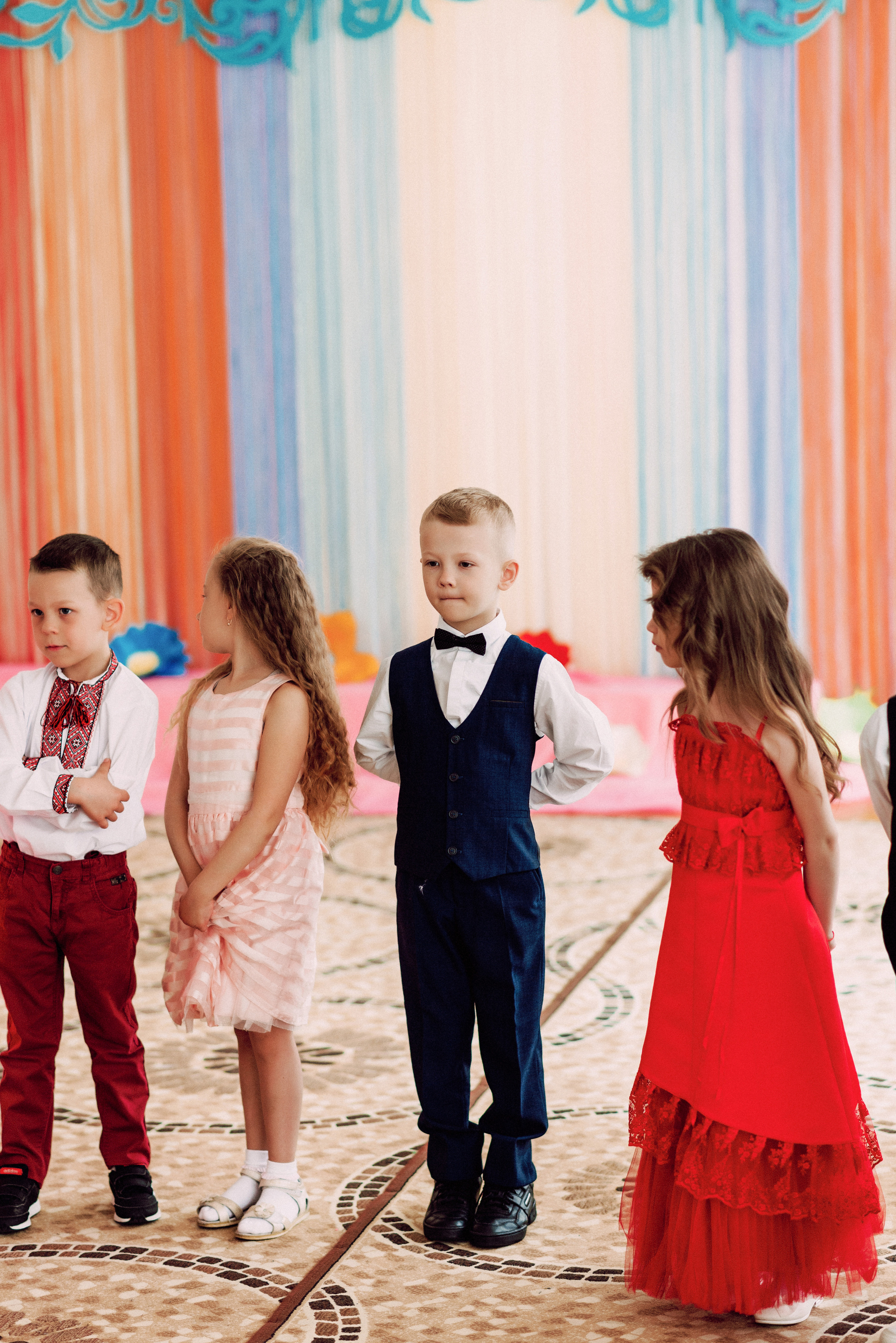 Ранок в садочку. Весільний фотограф | Рівне | Львів | Ваш фотограф на весілля