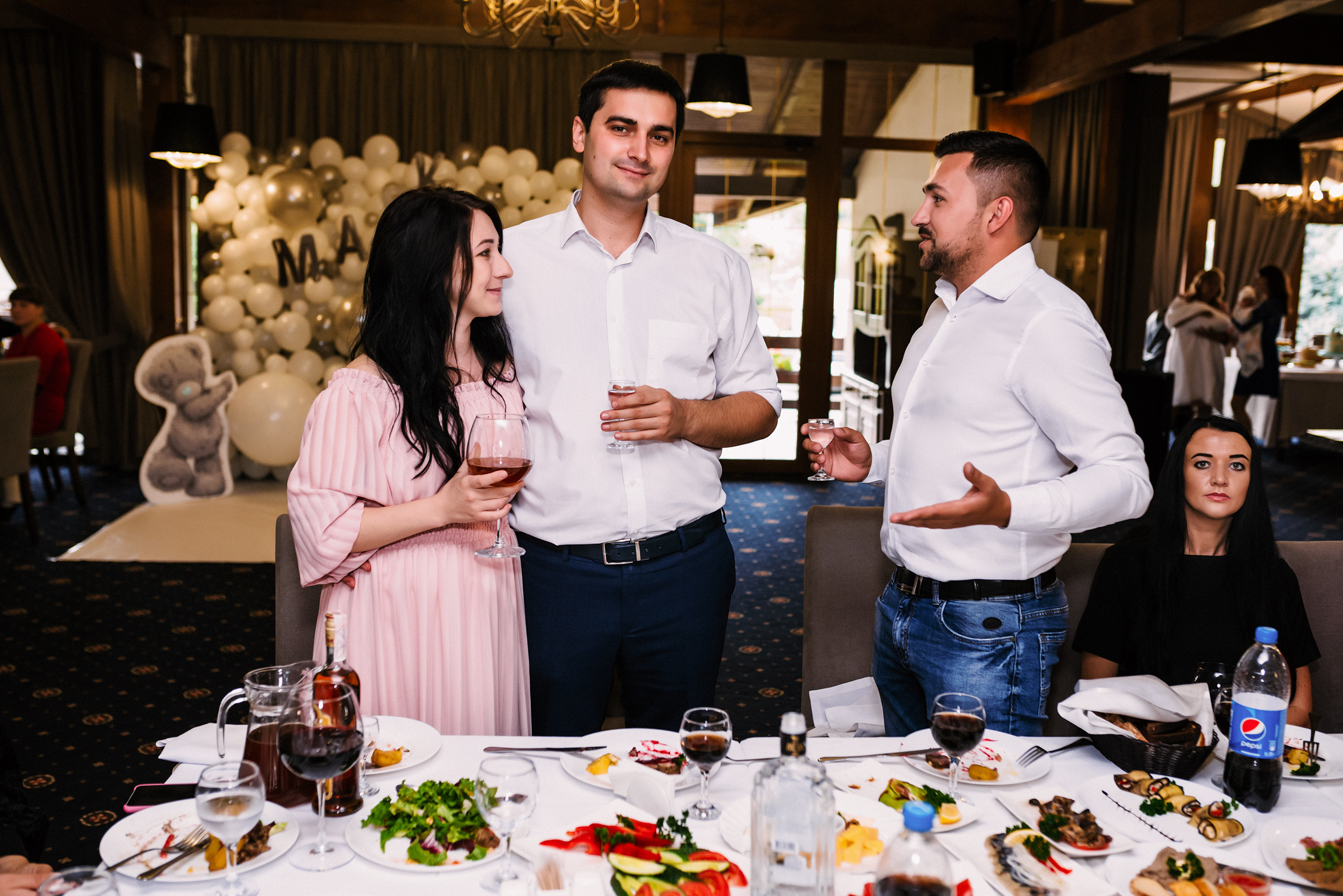 Хрещення маленького янголятка. Весільний фотограф | Рівне | Львів | Ваш фотограф на весілля