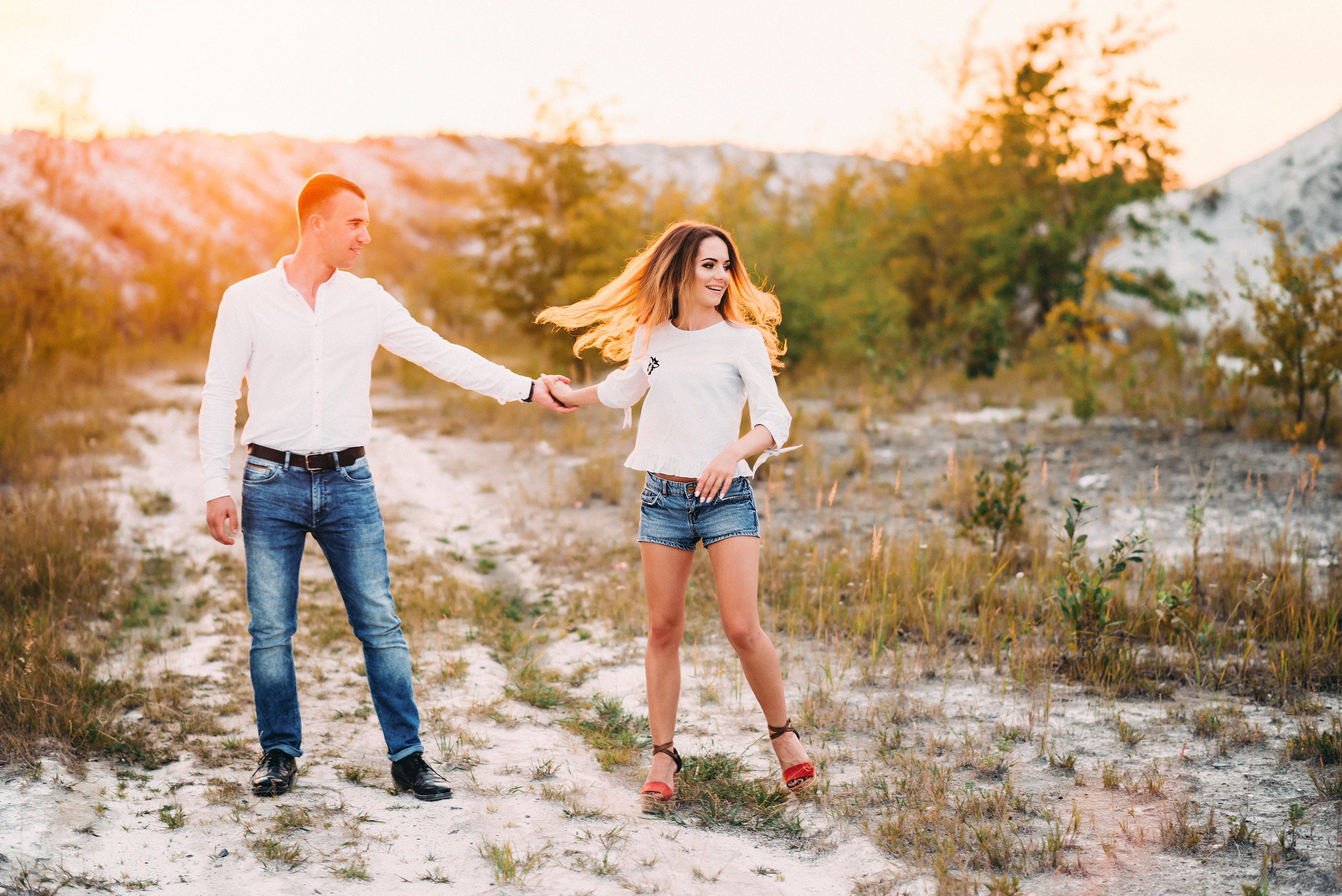 Прогулянка «білими горами» з класною парою. Весільний фотограф | Рівне | Львів | Ваш фотограф на весілля