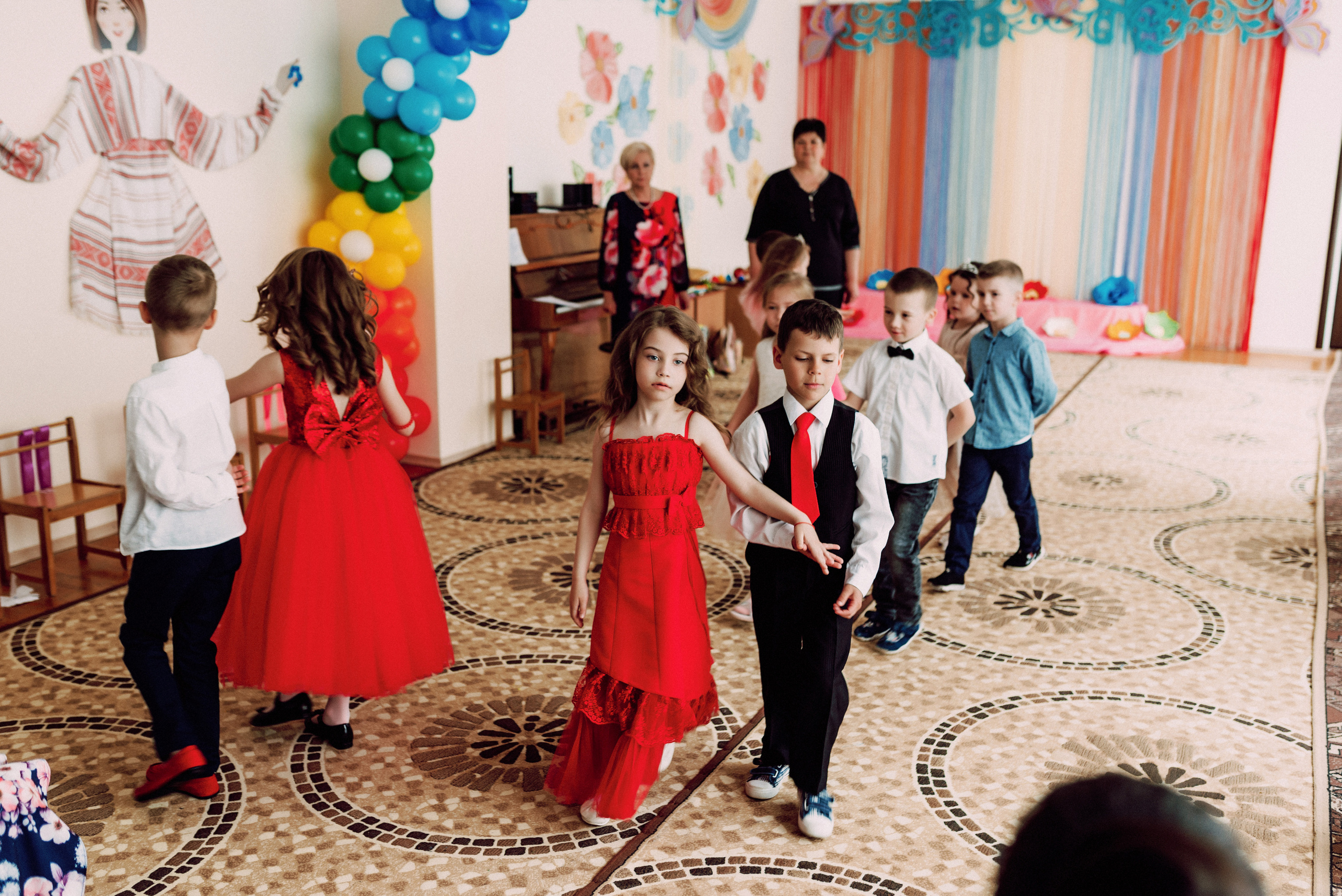 Ранок в садочку. Весільний фотограф | Рівне | Львів | Ваш фотограф на весілля