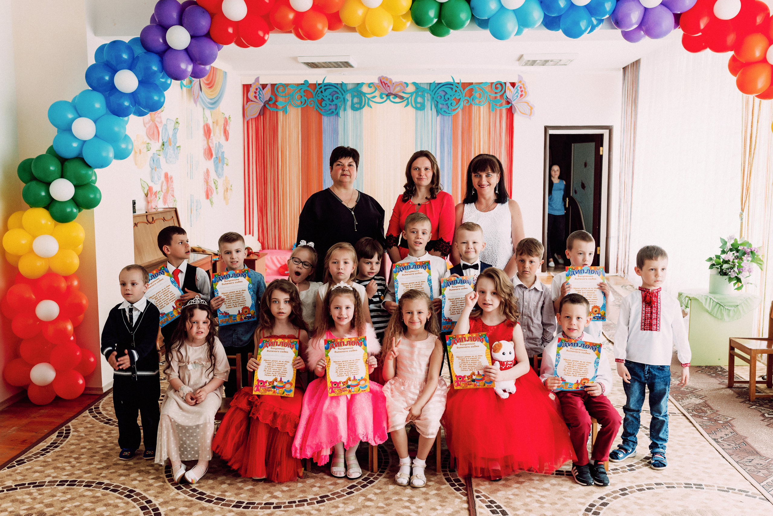 Ранок в садочку. Весільний фотограф | Рівне | Львів | Ваш фотограф на весілля