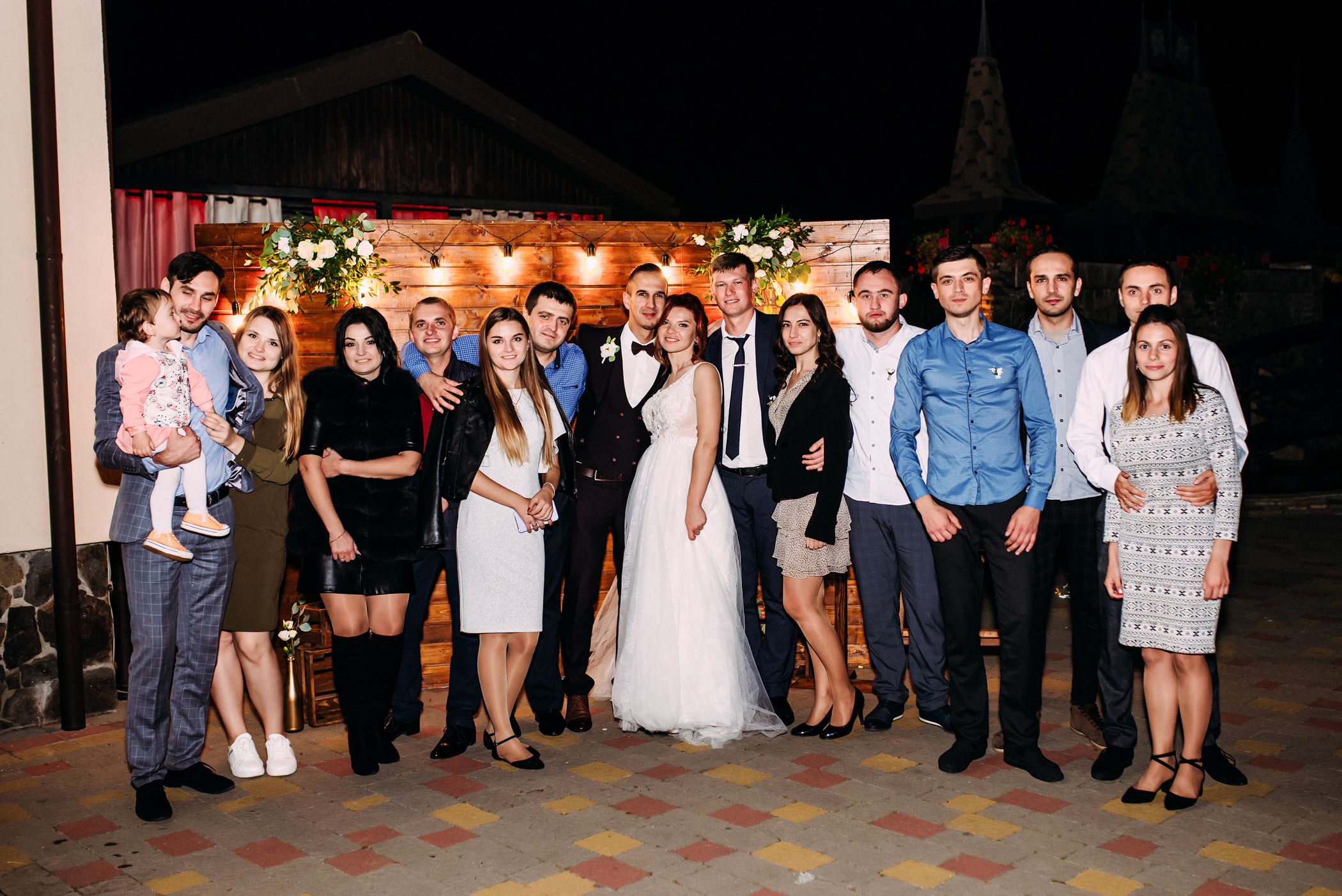 Атмосферне весілля закоханих молодят. Весільний фотограф | Рівне | Львів | Ваш фотограф на весілля