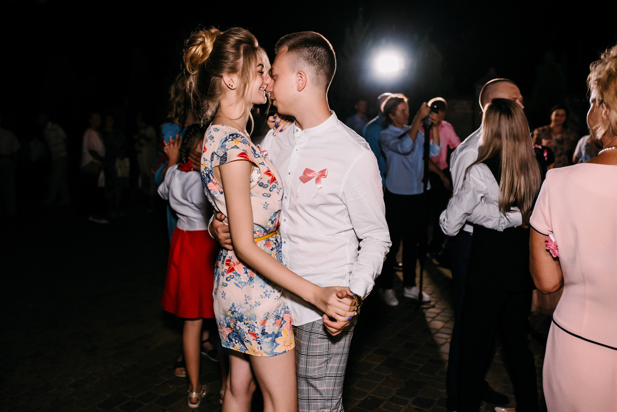 Весільна фотозйомка гарної пари в Рівному. Весільний фотограф | Рівне | Львів | Ваш фотограф на весілля