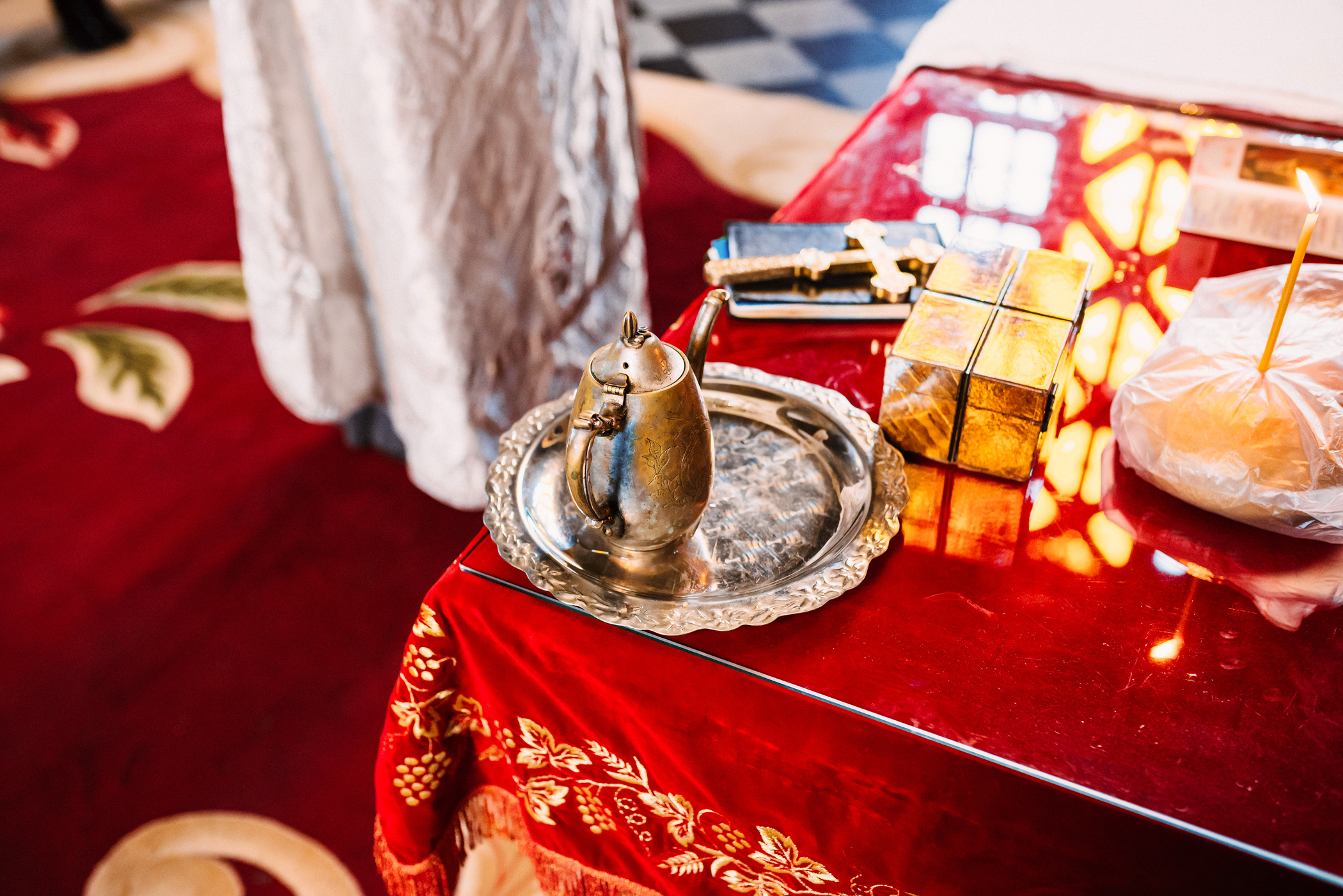 Хрещення маленького янголятка. Весільний фотограф | Рівне | Львів | Ваш фотограф на весілля