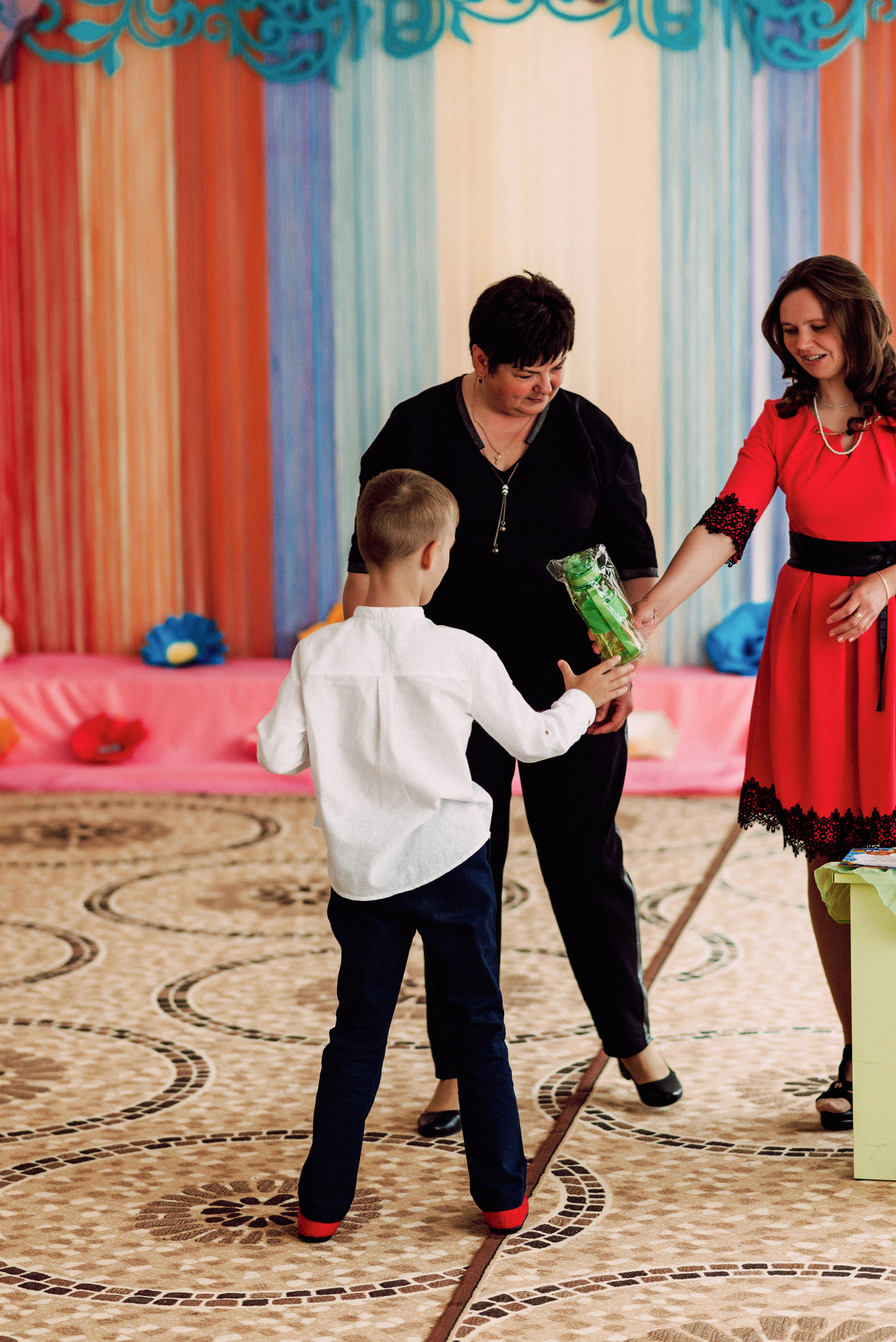 Ранок в садочку. Весільний фотограф | Рівне | Львів | Ваш фотограф на весілля