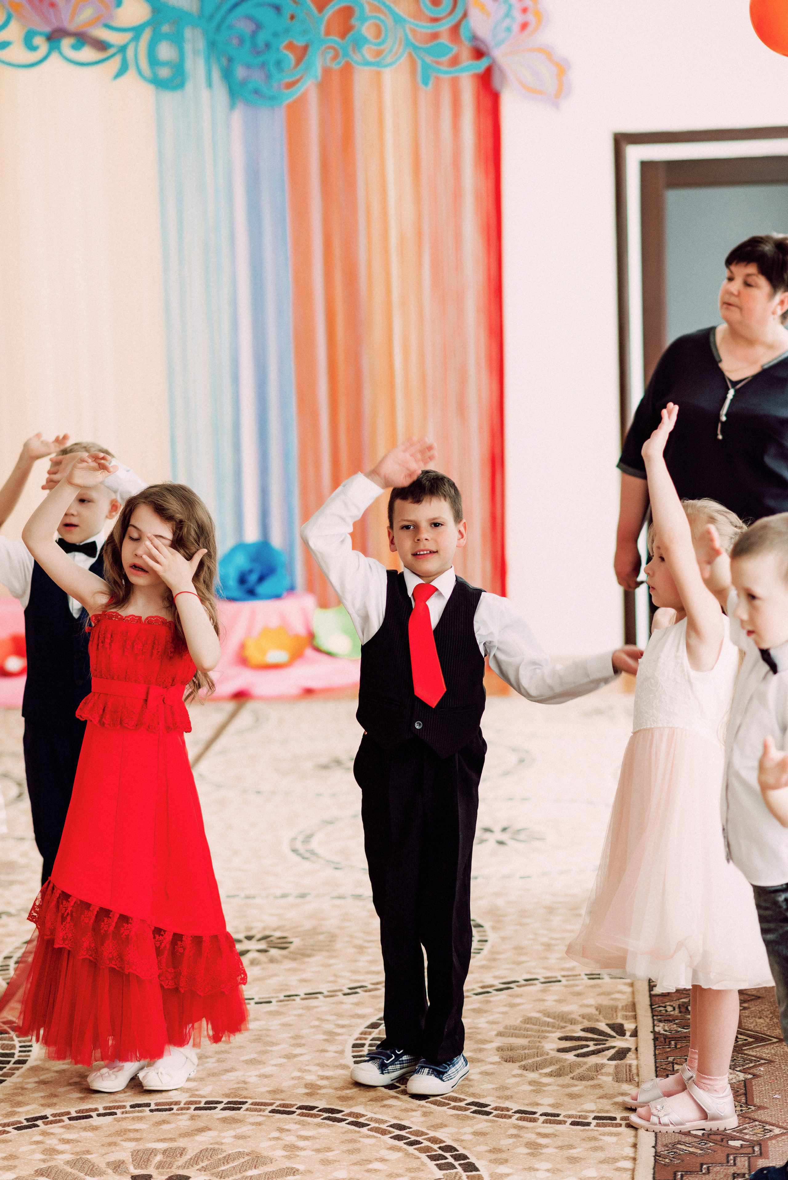 Ранок в садочку. Весільний фотограф | Рівне | Львів | Ваш фотограф на весілля