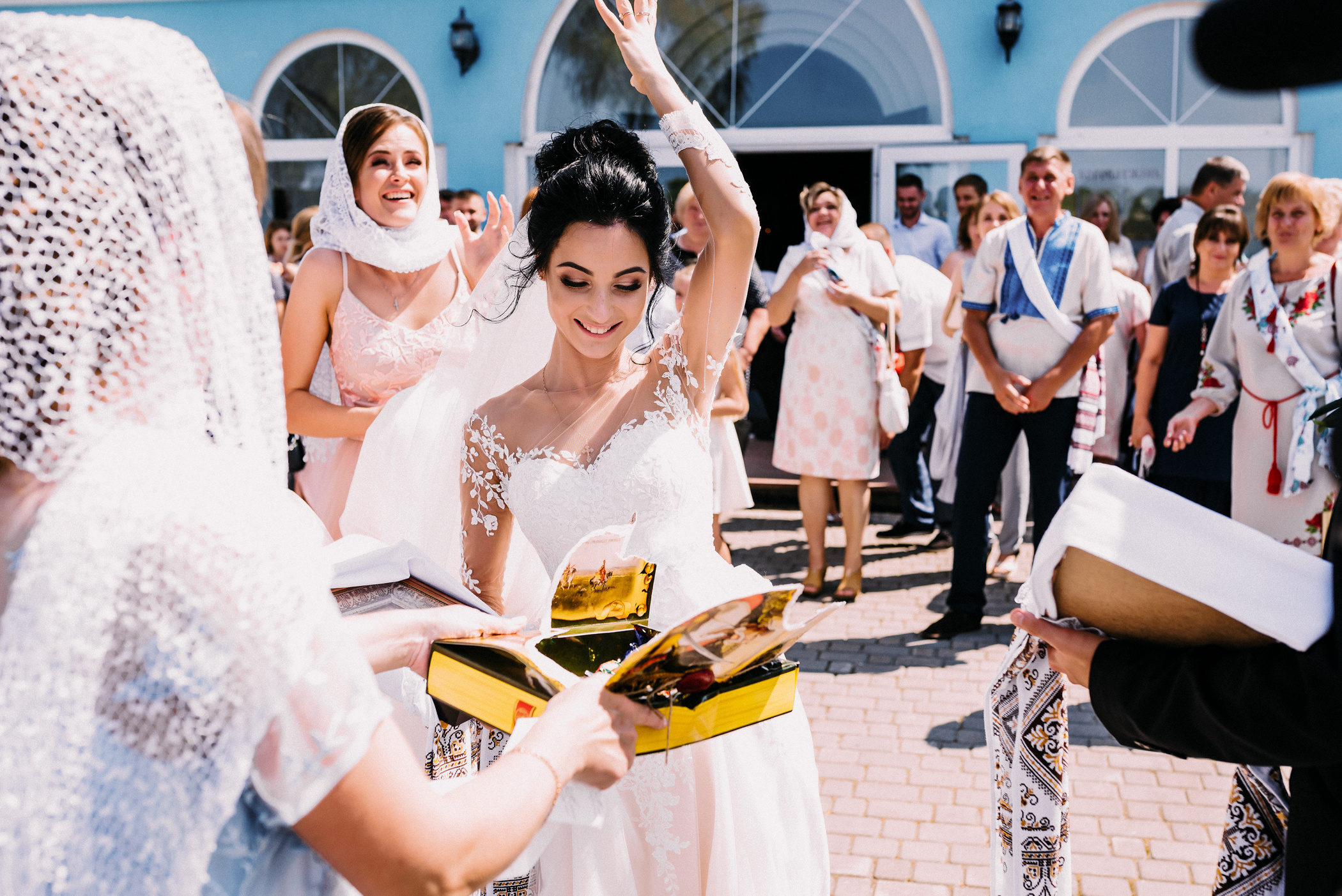 Весільна фотозйомка гарної пари в Рівному. Весільний фотограф | Рівне | Львів | Ваш фотограф на весілля