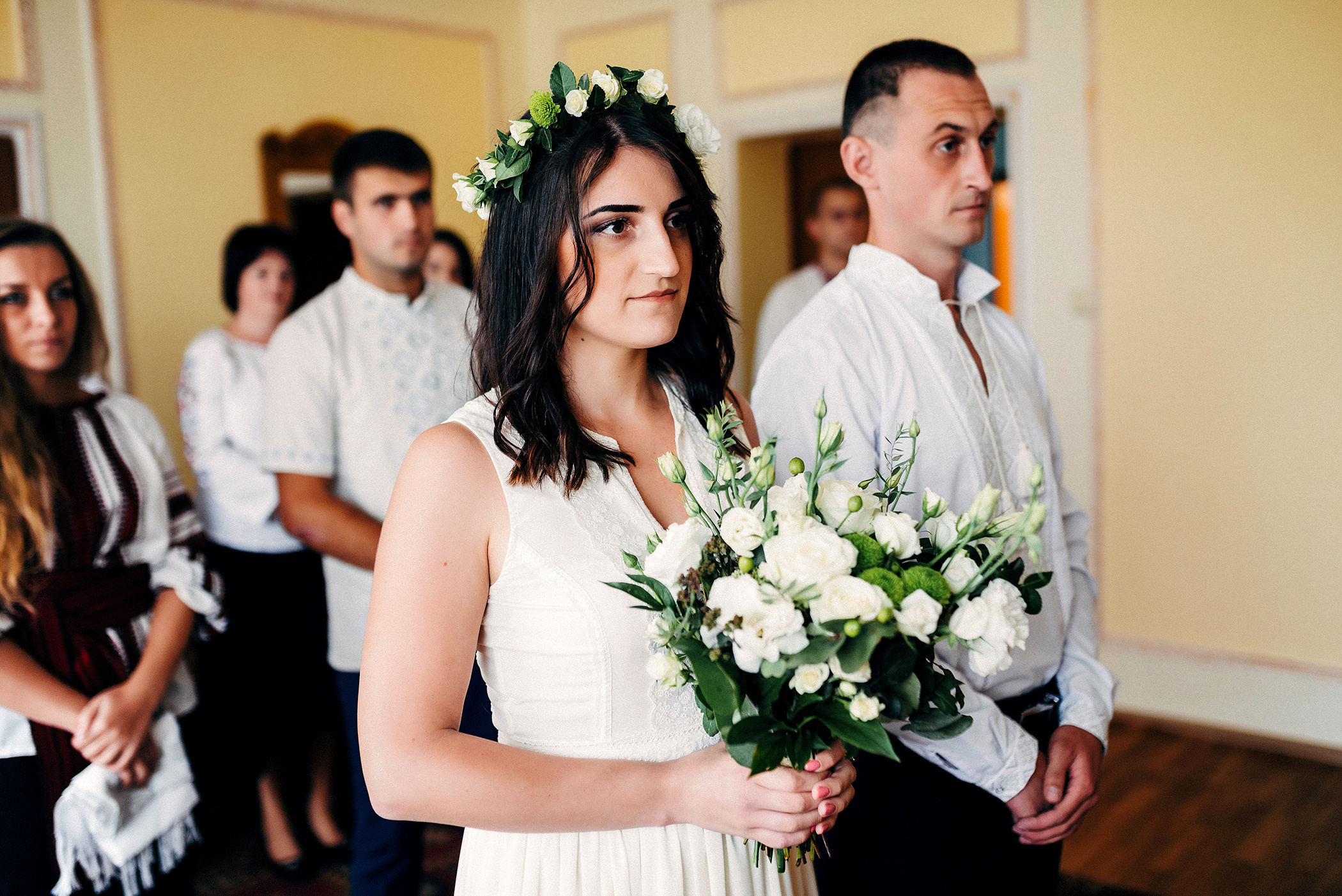 Реєстрація шлюбу в українському стилі. Весільний фотограф | Рівне | Львів | Ваш фотограф на весілля