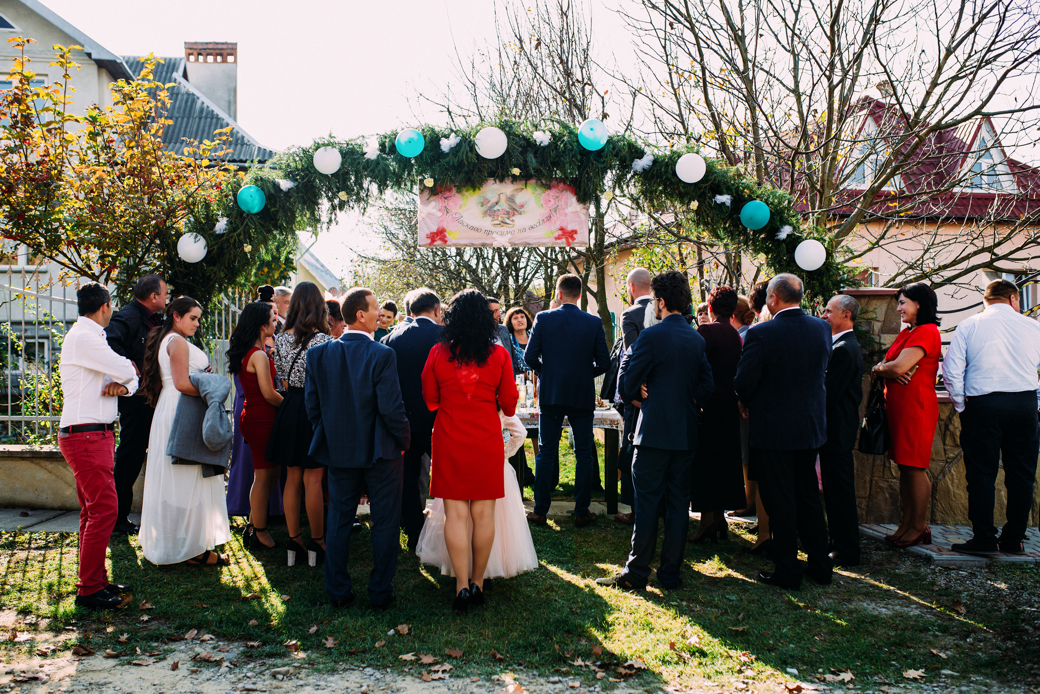 Атмосферне весілля закоханих молодят. Весільний фотограф | Рівне | Львів | Ваш фотограф на весілля