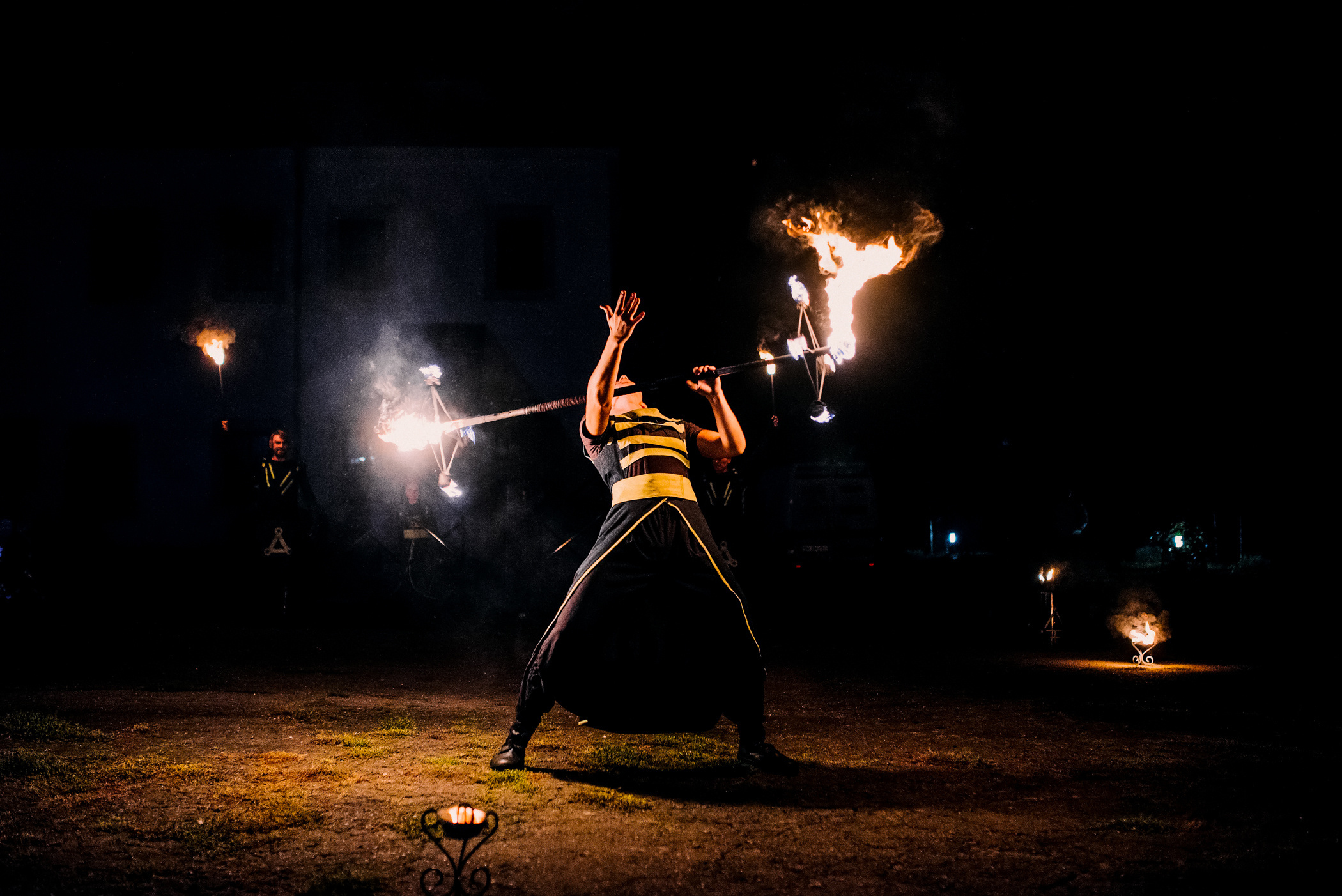 Інтернаціональне весілля в Дубенському замку. Весільний фотограф | Рівне | Львів | Ваш фотограф на весілля