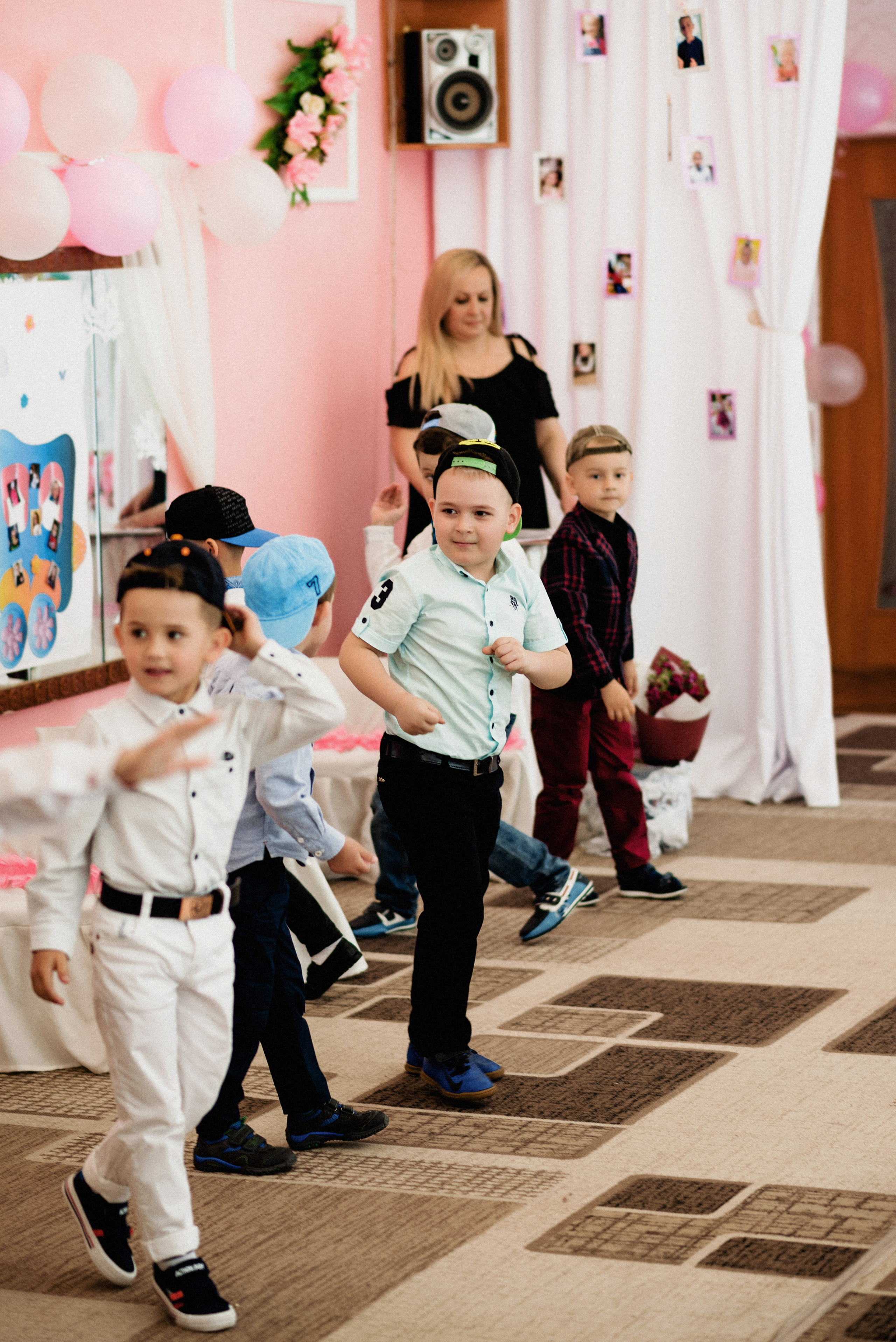 Випускний в садочку. Весільний фотограф | Рівне | Львів | Ваш фотограф на весілля