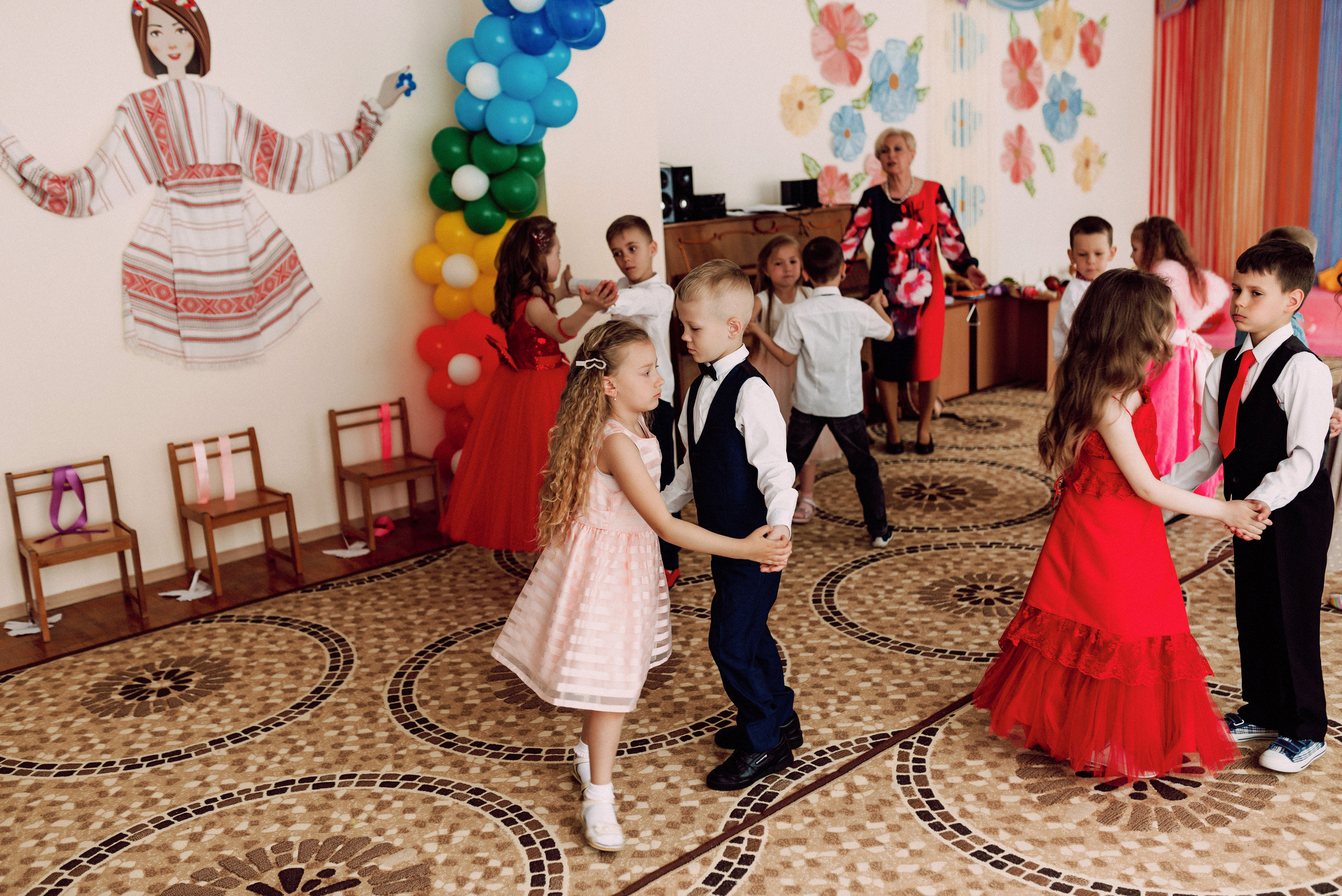 Ранок в садочку. Весільний фотограф | Рівне | Львів | Ваш фотограф на весілля