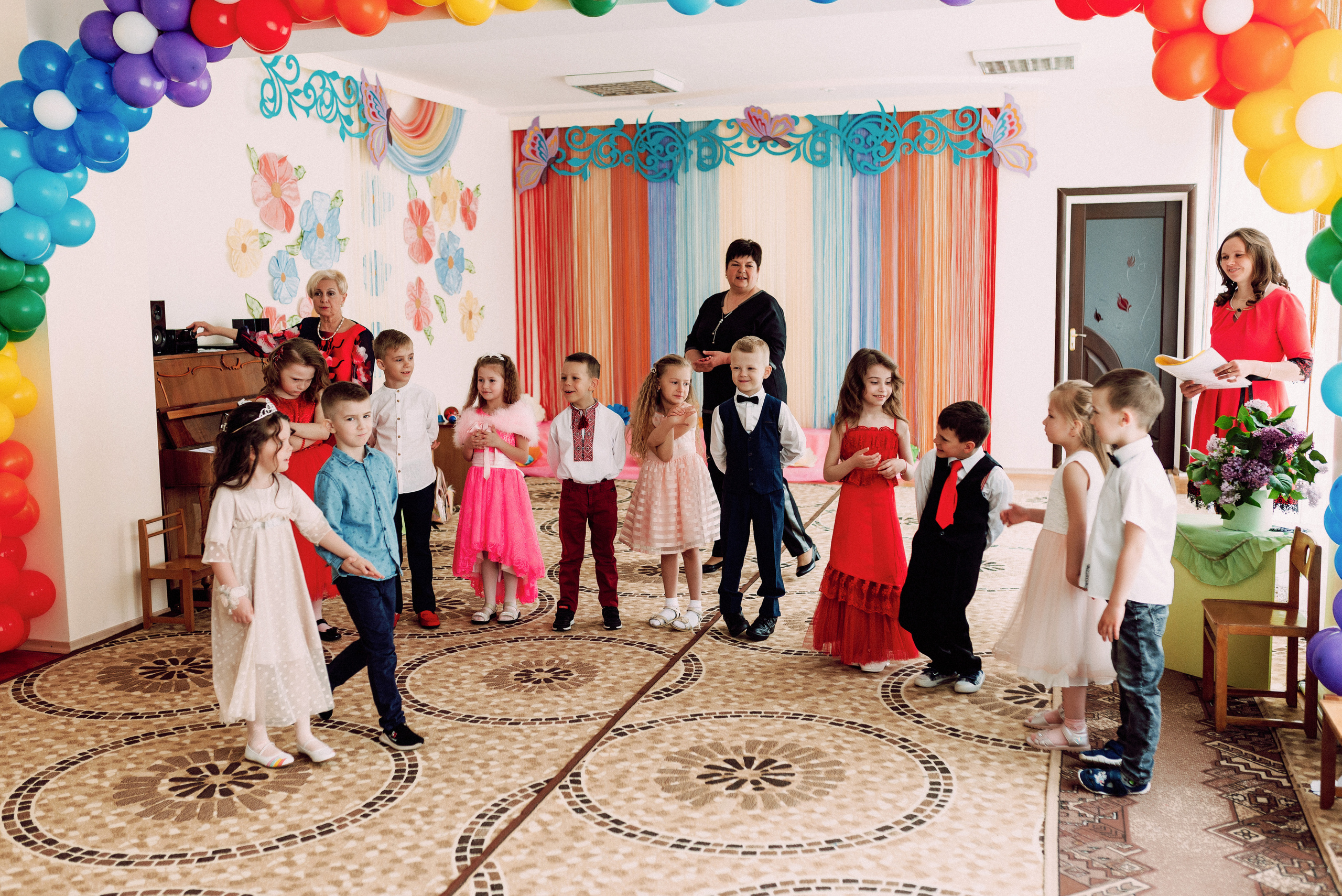 Ранок в садочку. Весільний фотограф | Рівне | Львів | Ваш фотограф на весілля