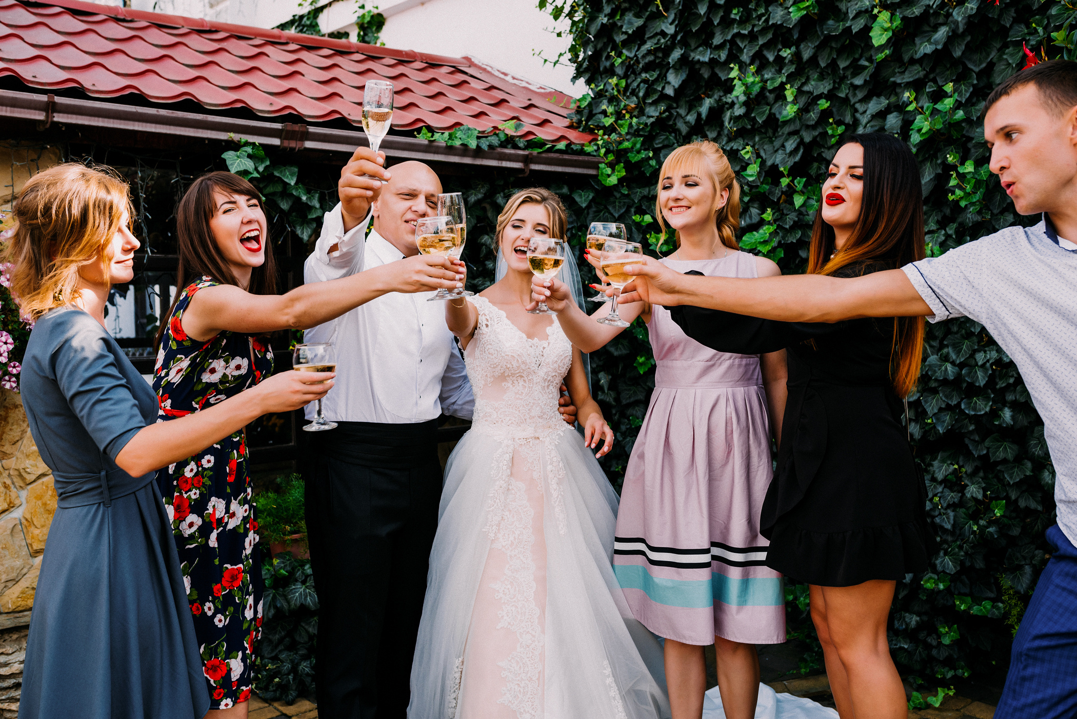 Інтернаціональне весілля в Дубенському замку. Весільний фотограф | Рівне | Львів | Ваш фотограф на весілля