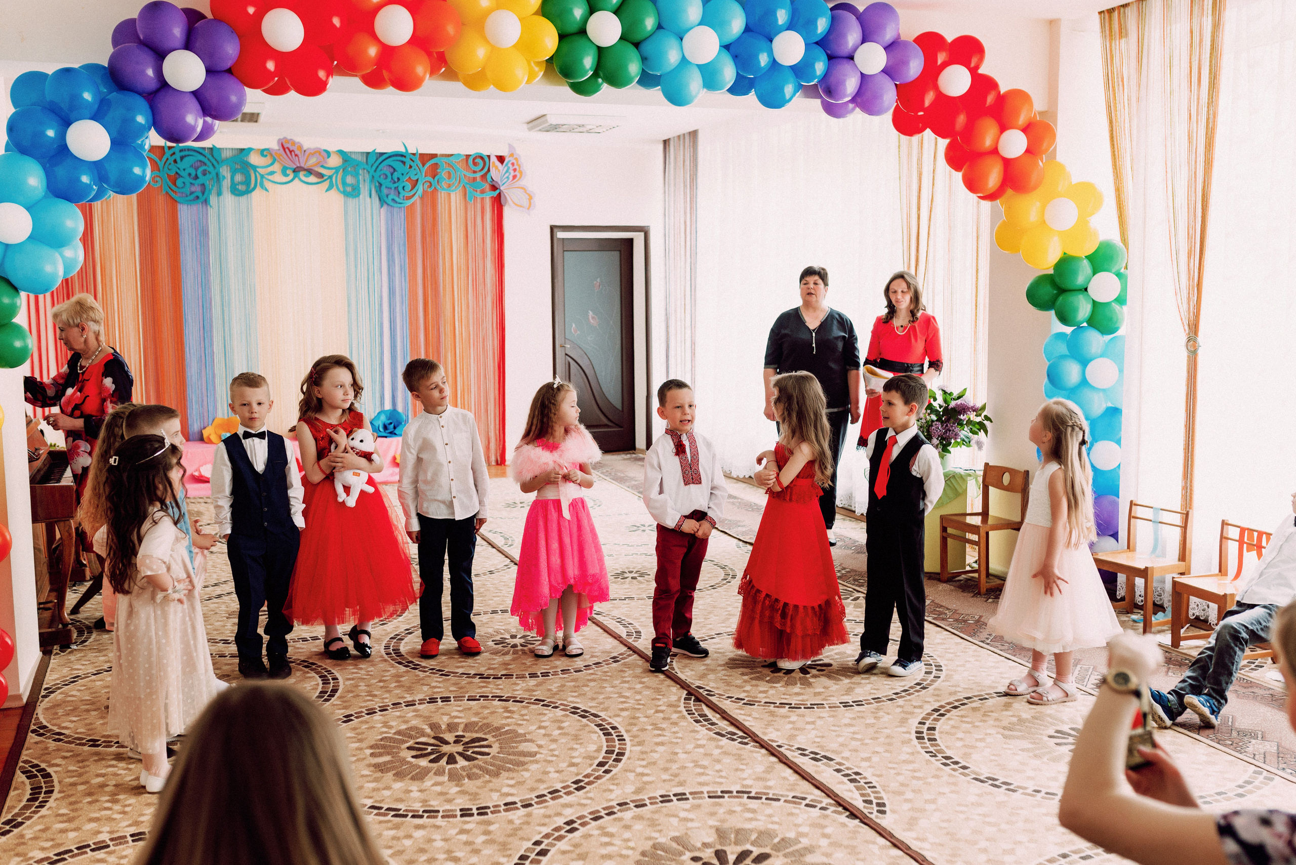 Ранок в садочку. Весільний фотограф | Рівне | Львів | Ваш фотограф на весілля