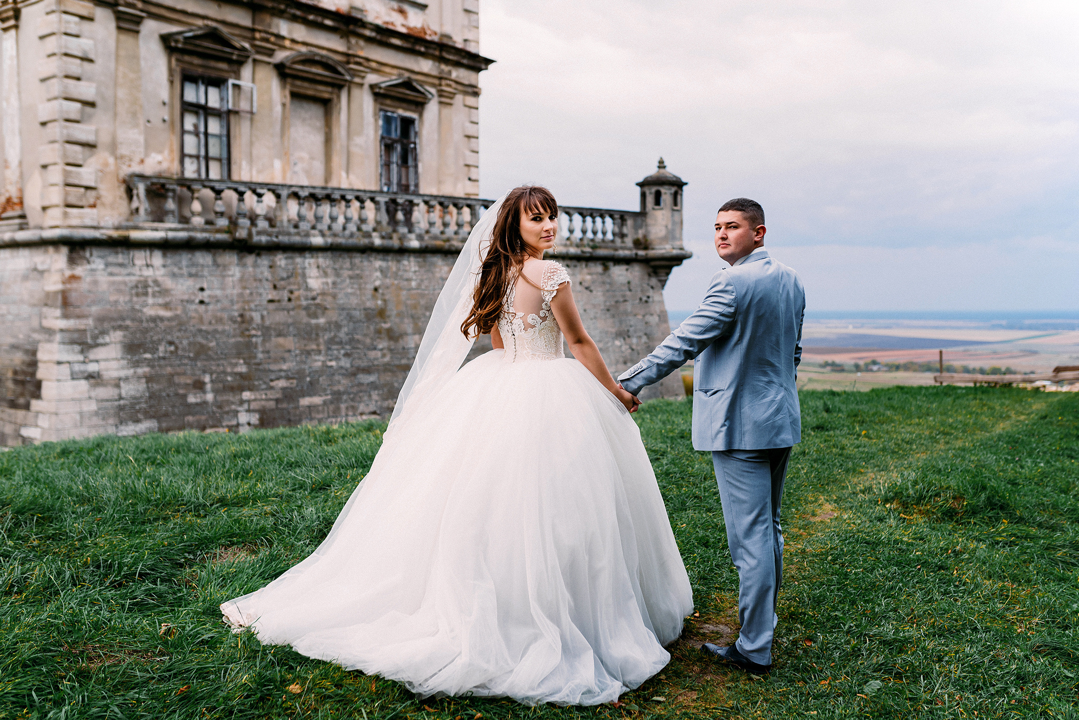 Крута зйомка в Підгорецькому замку. Весільний фотограф | Рівне | Львів | Ваш фотограф на весілля