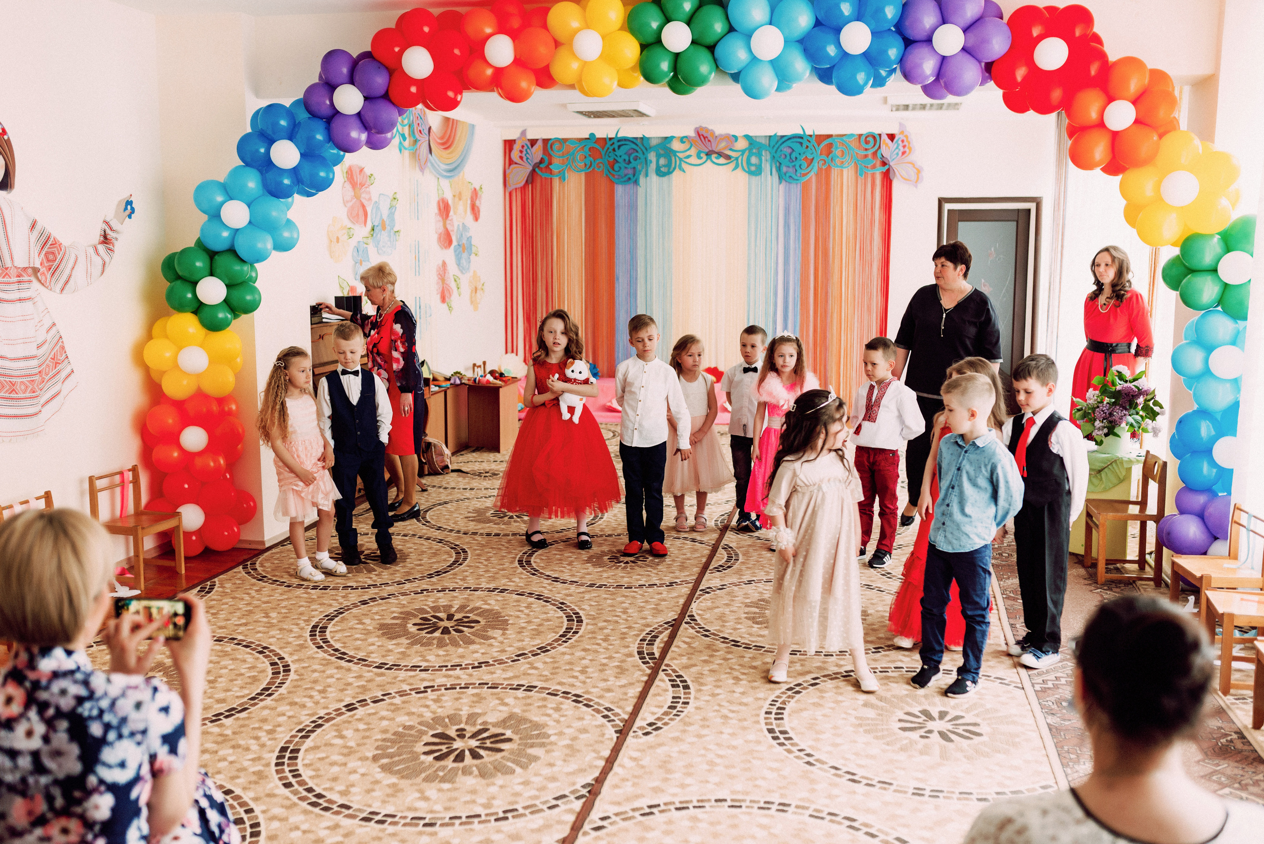 Ранок в садочку. Весільний фотограф | Рівне | Львів | Ваш фотограф на весілля