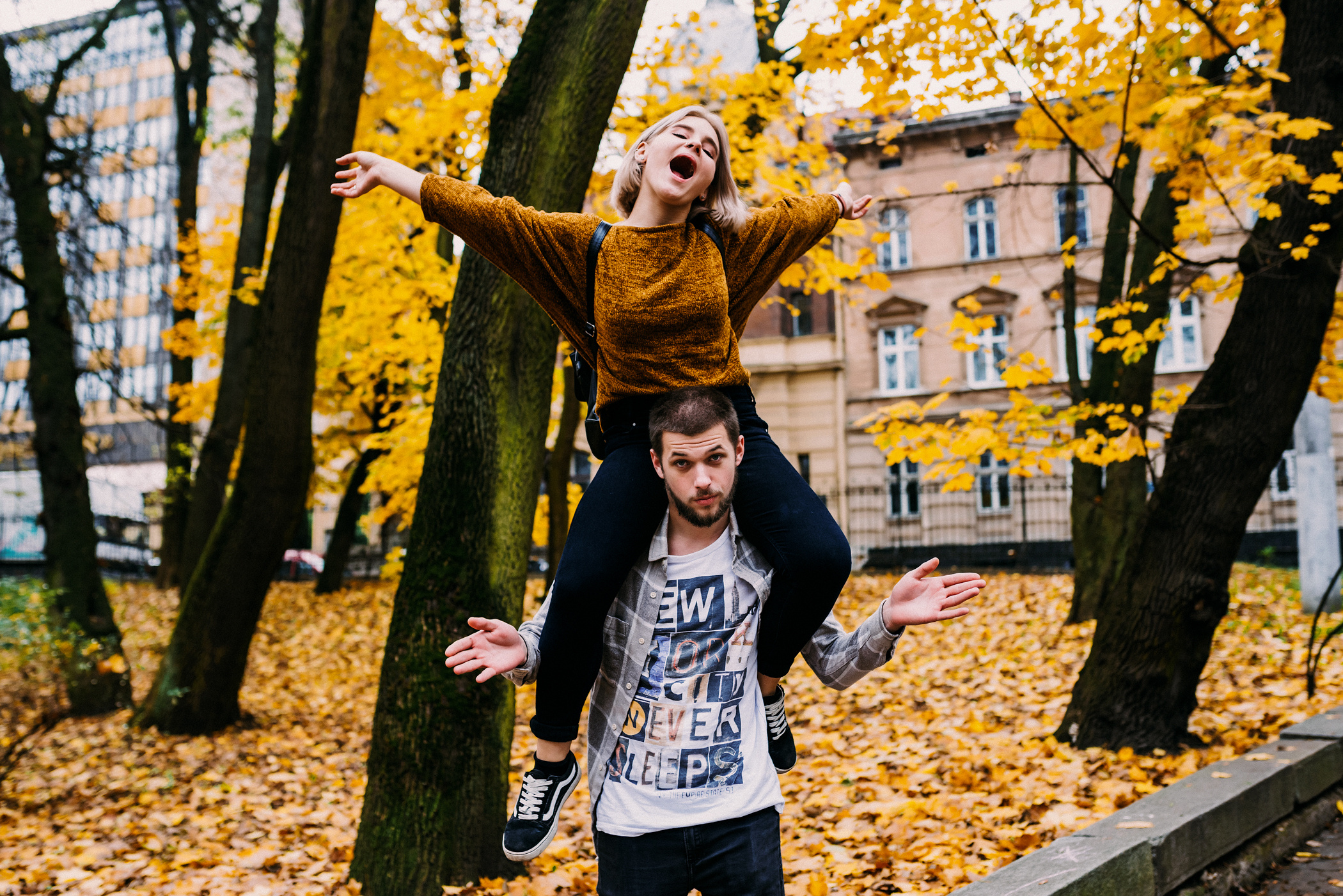 Драйв, молодість, любов. Весільний фотограф | Рівне | Львів | Ваш фотограф на весілля