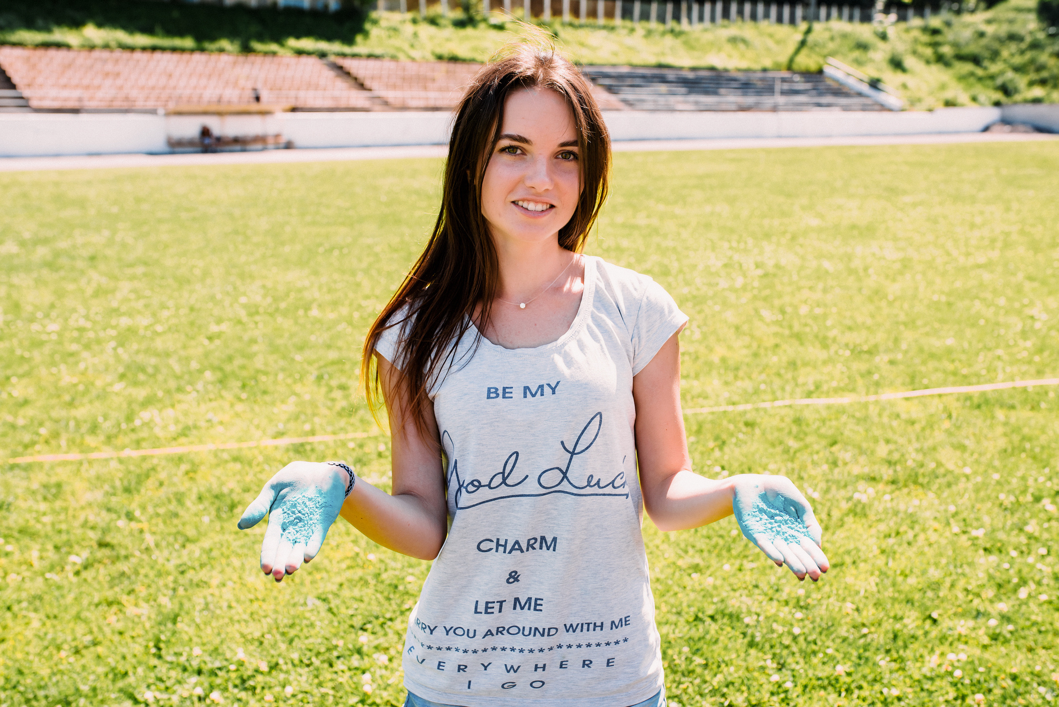 Фотосесія студентів з фарбою Холі. Весільний фотограф | Рівне | Львів | Ваш фотограф на весілля