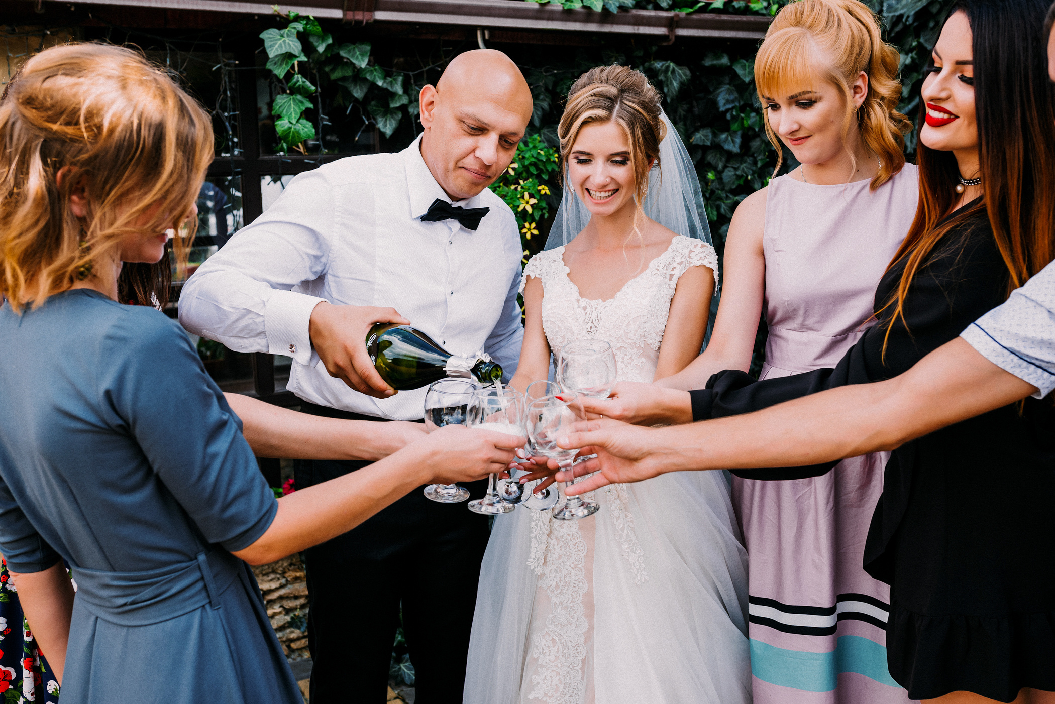 Інтернаціональне весілля в Дубенському замку. Весільний фотограф | Рівне | Львів | Ваш фотограф на весілля
