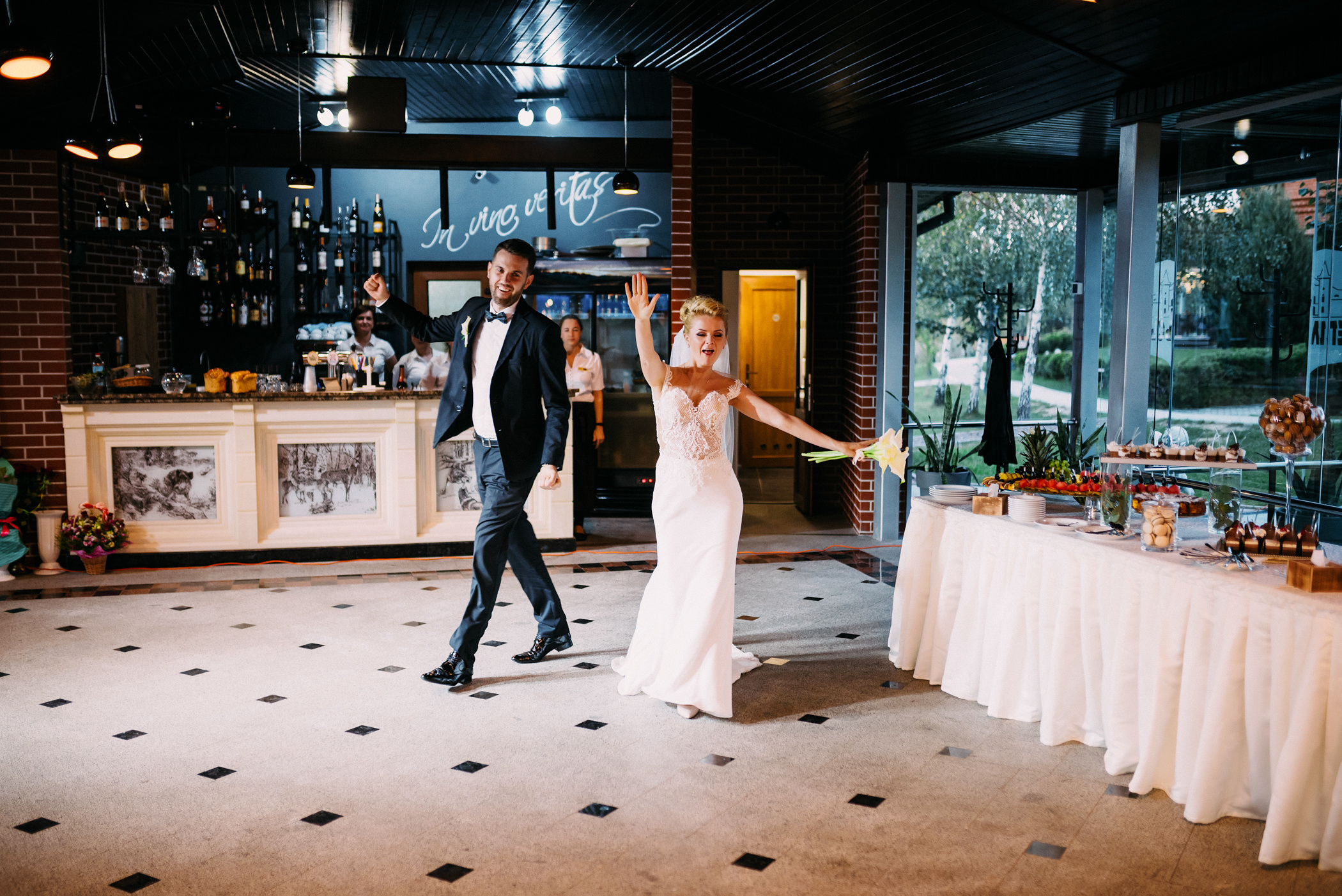 Весілля вишуканої пари у Львові. Весільний фотограф | Рівне | Львів | Ваш фотограф на весілля