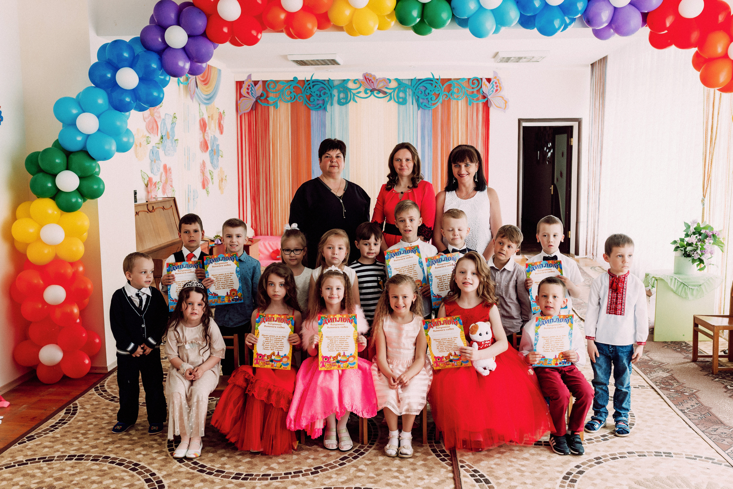 Ранок в садочку. Весільний фотограф | Рівне | Львів | Ваш фотограф на весілля