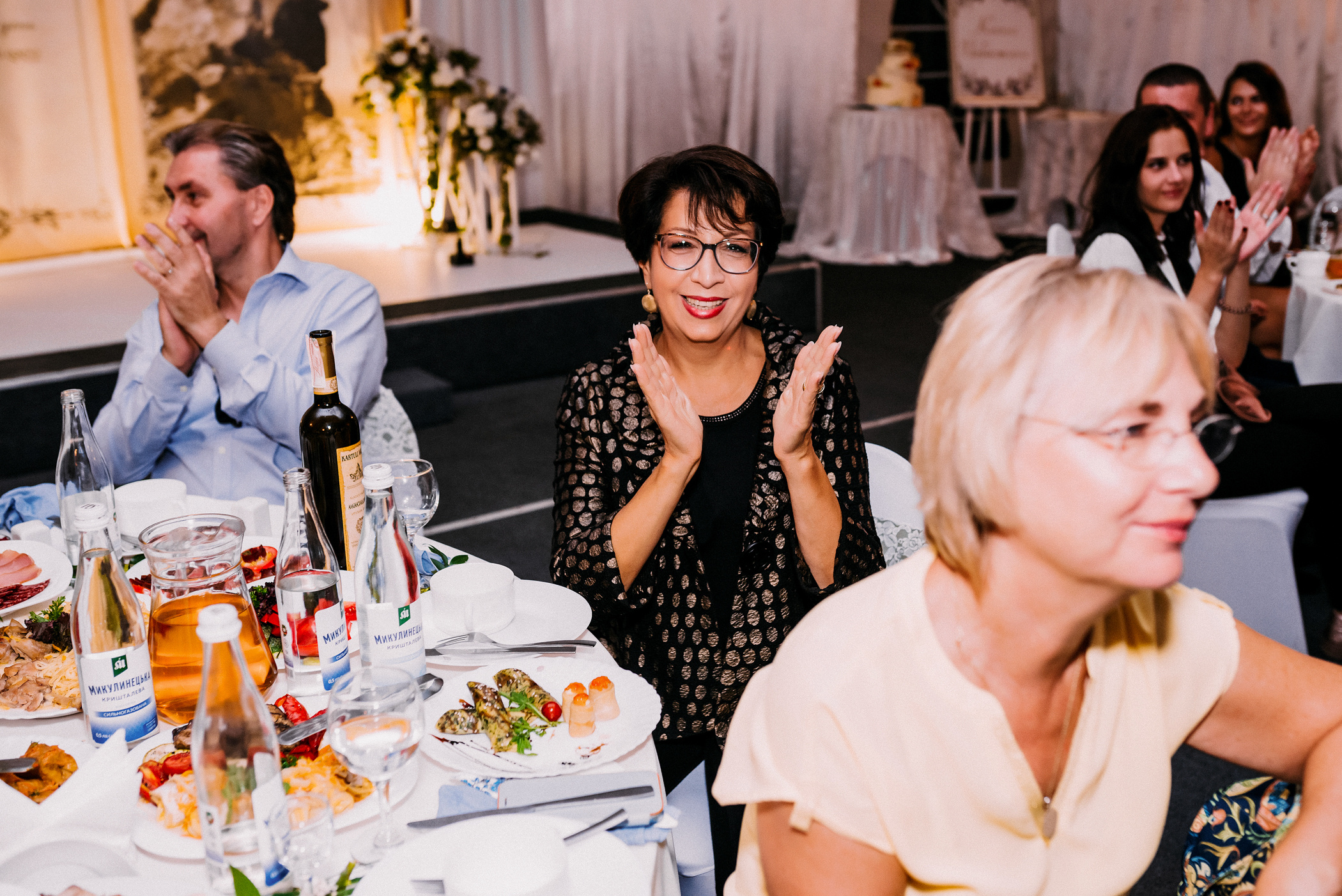 Інтернаціональне весілля в Дубенському замку. Весільний фотограф | Рівне | Львів | Ваш фотограф на весілля