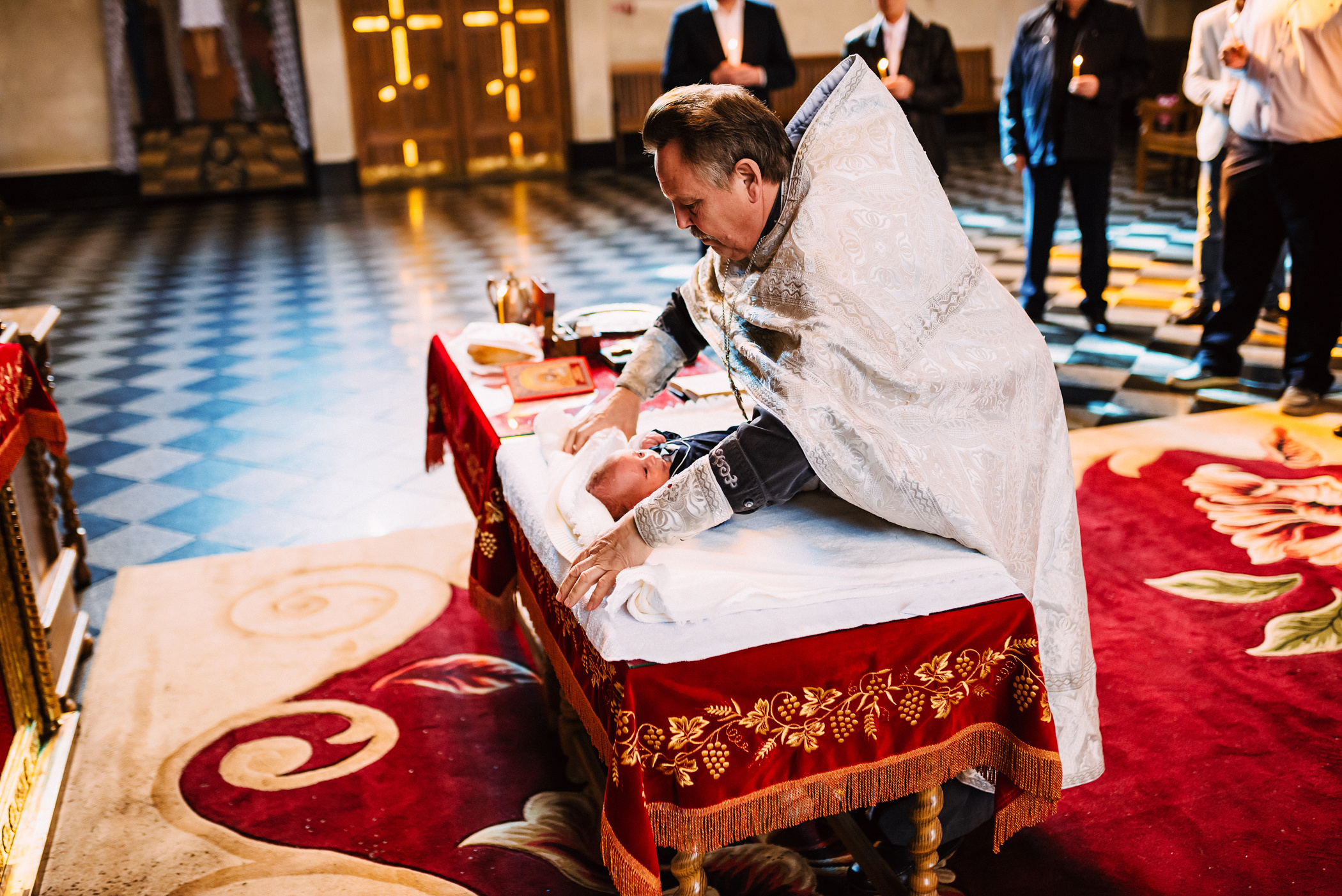 Хрещення маленького янголятка. Весільний фотограф | Рівне | Львів | Ваш фотограф на весілля