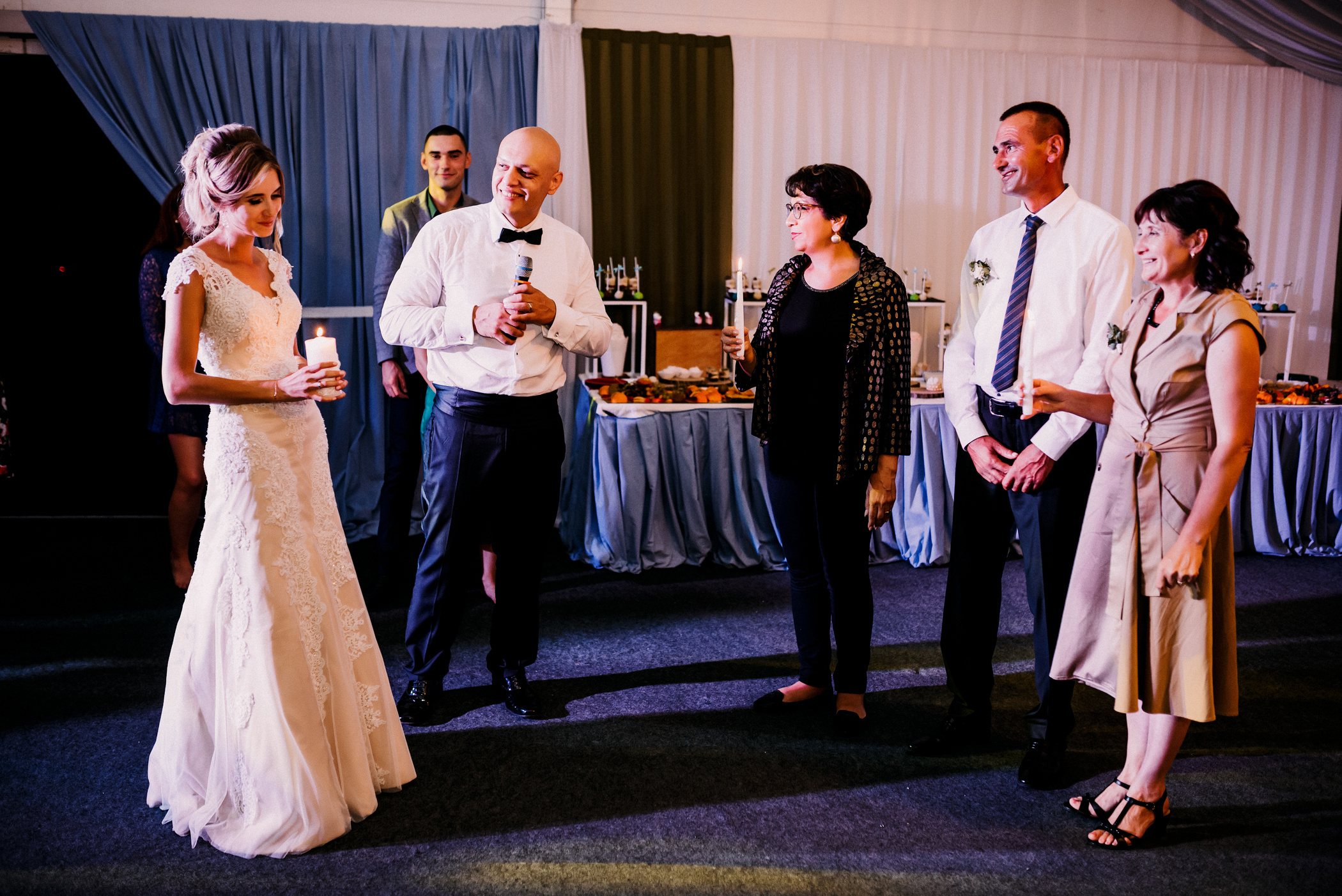 Інтернаціональне весілля в Дубенському замку. Весільний фотограф | Рівне | Львів | Ваш фотограф на весілля