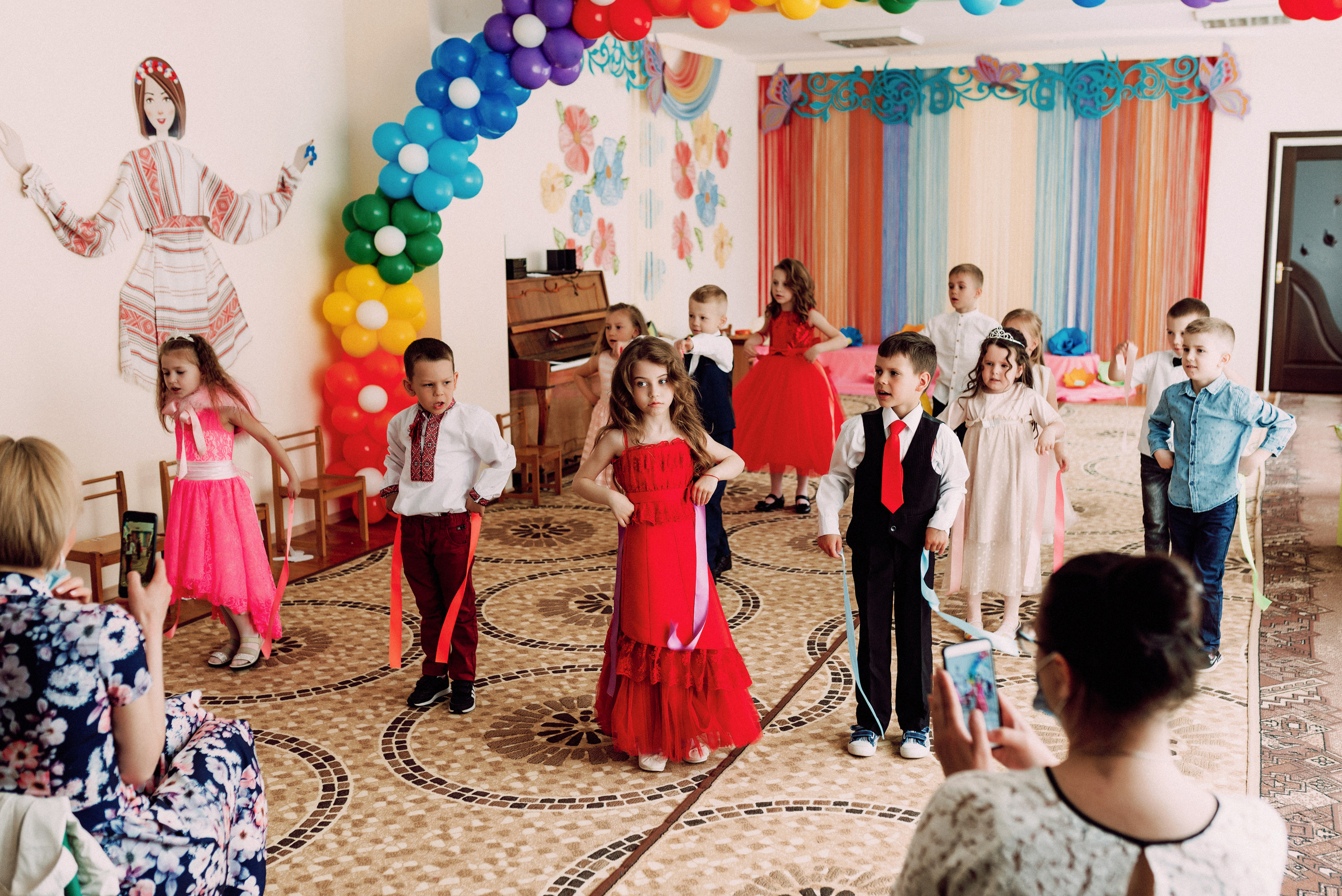 Ранок в садочку. Весільний фотограф | Рівне | Львів | Ваш фотограф на весілля