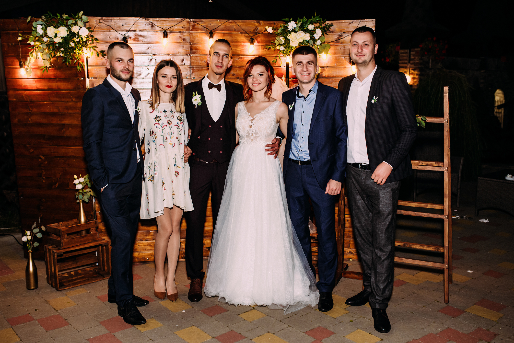 Атмосферне весілля закоханих молодят. Весільний фотограф | Рівне | Львів | Ваш фотограф на весілля